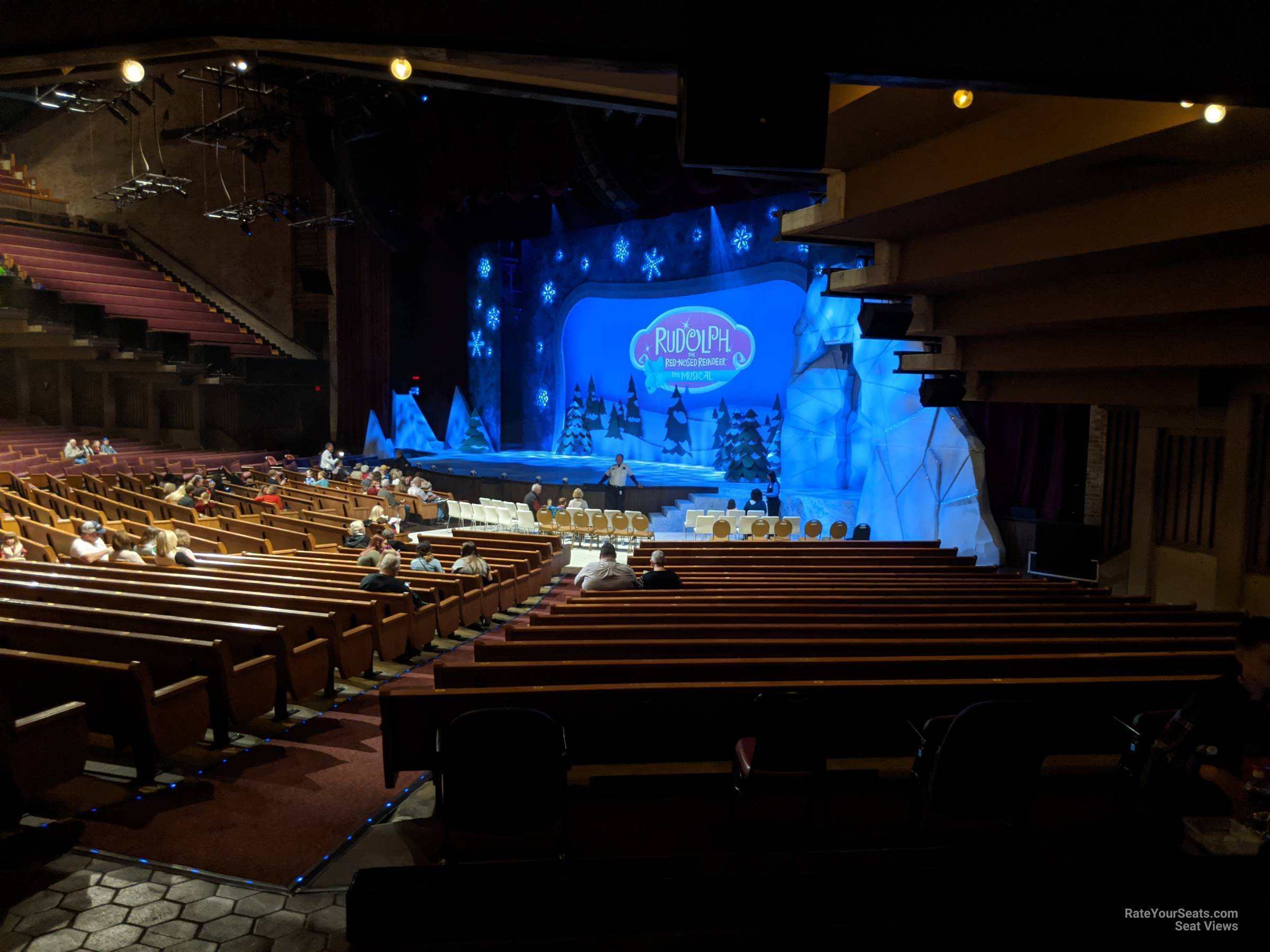 section 8, row v seat view  - grand ole opry house