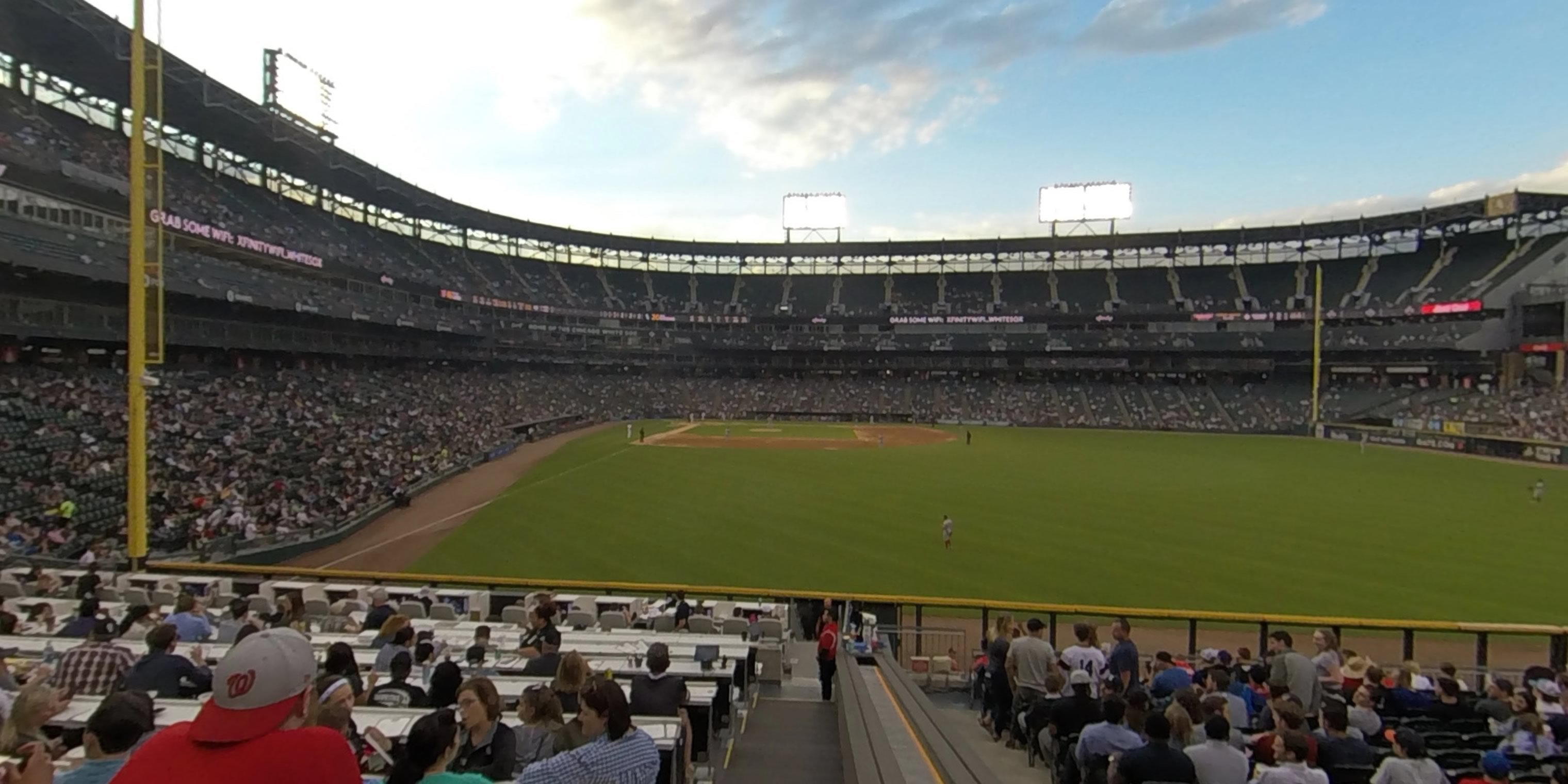 guaranteed rate field miller lite landing white sox