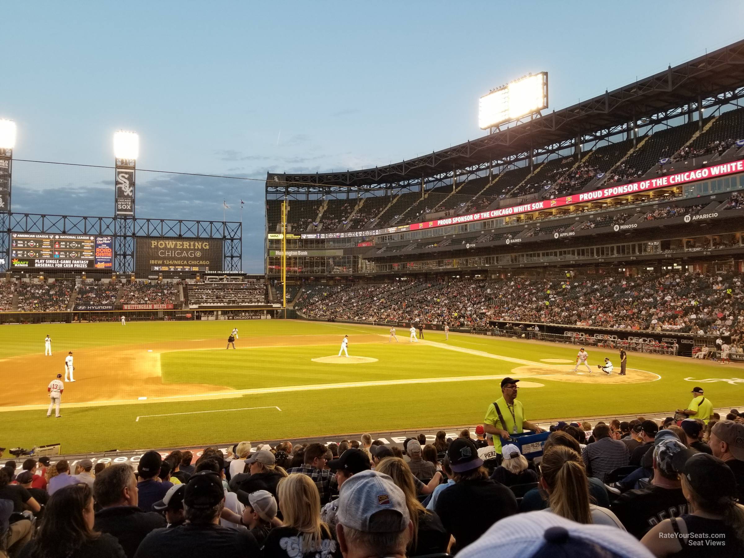 section 140, row 21 seat view  - guaranteed rate field