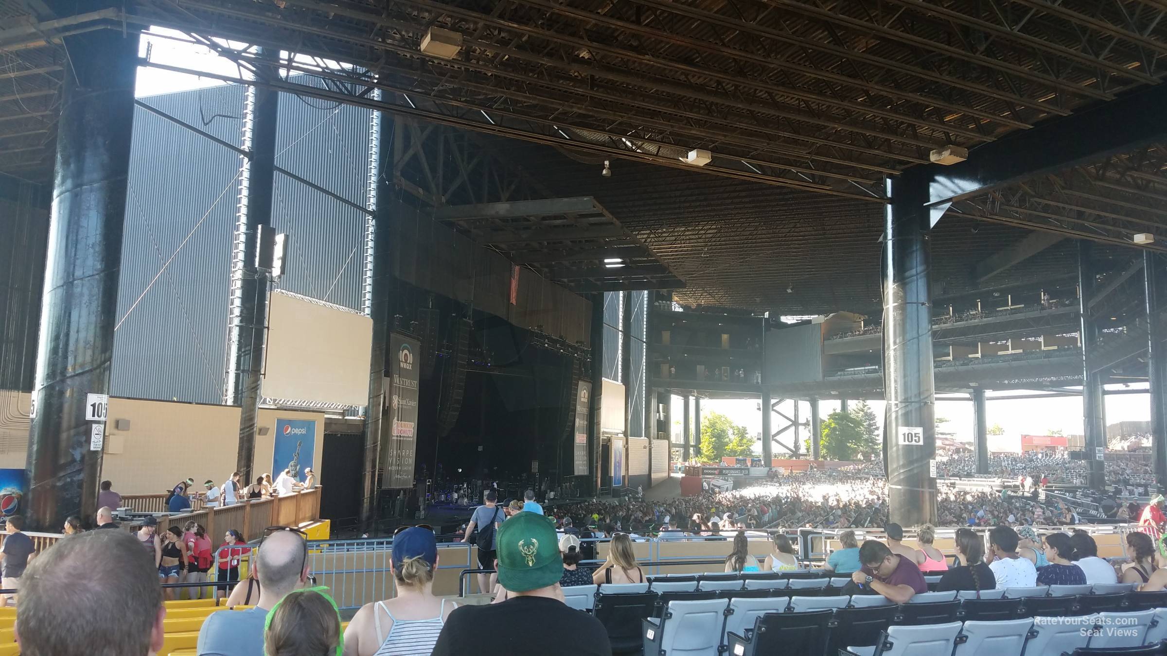Hollywood Casino Amphitheatre (Tinley Park, IL) Section 208 ...