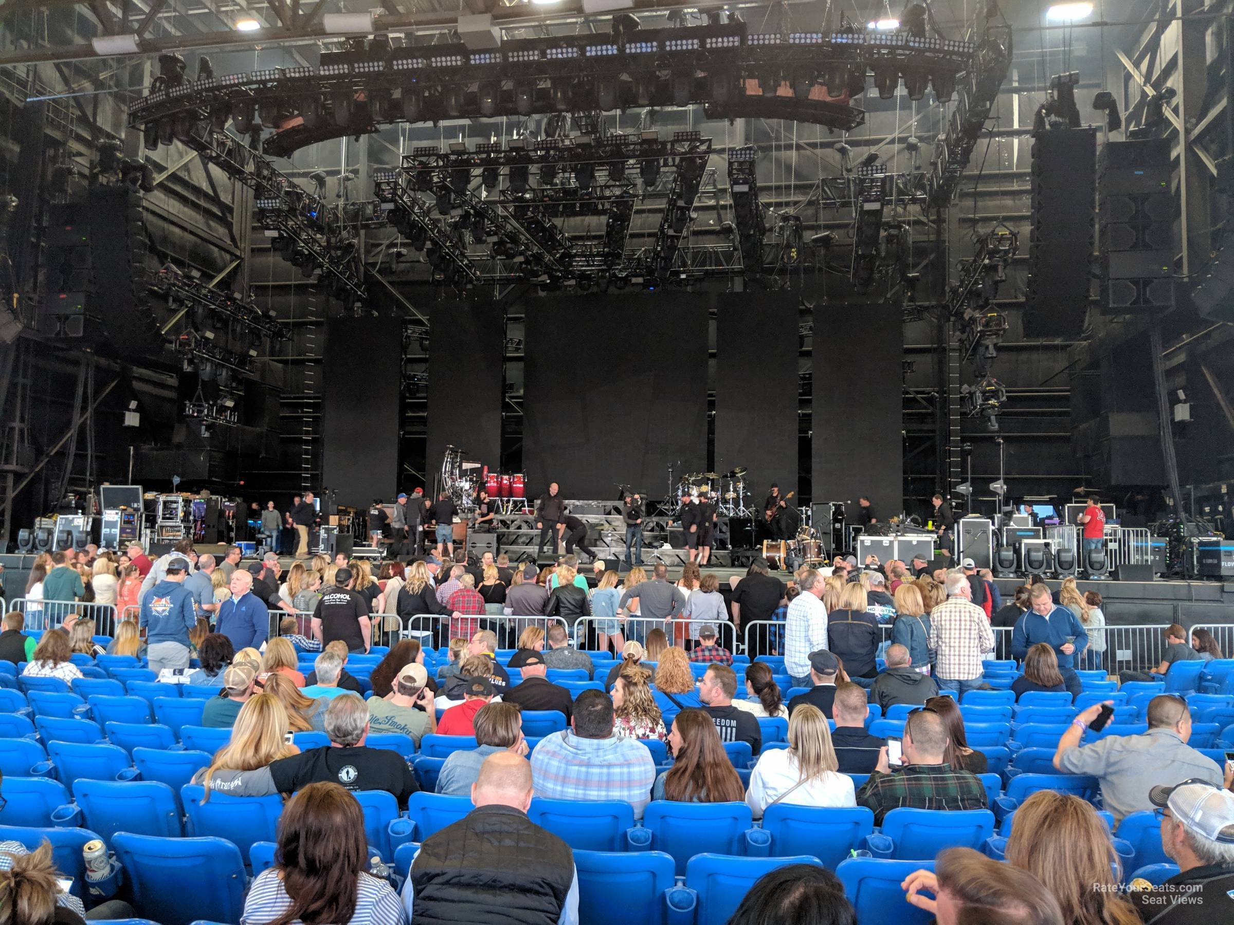section center, row s seat view  - hollywood casino amphitheatre st. louis