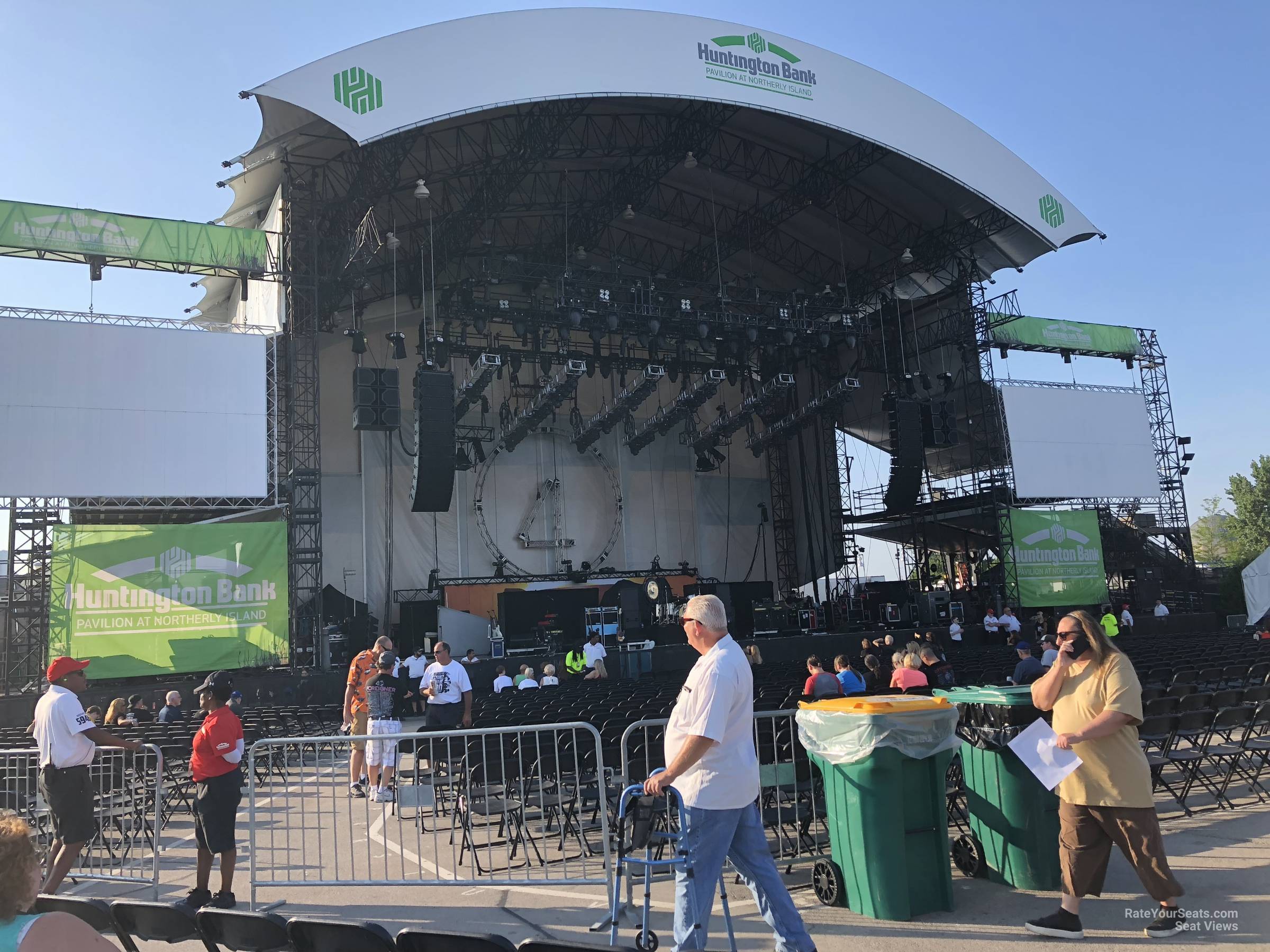 section 206, row d seat view  - huntington bank pavilion (at northerly island)