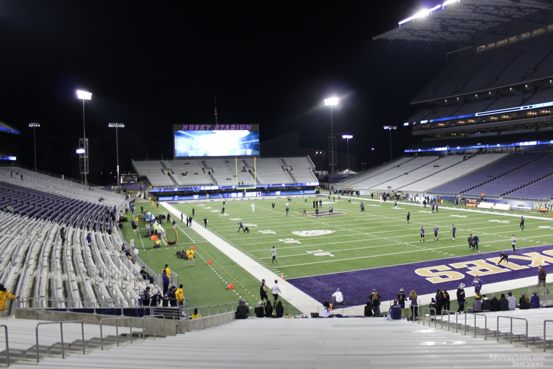 section 121, row 30 seat view  - husky stadium