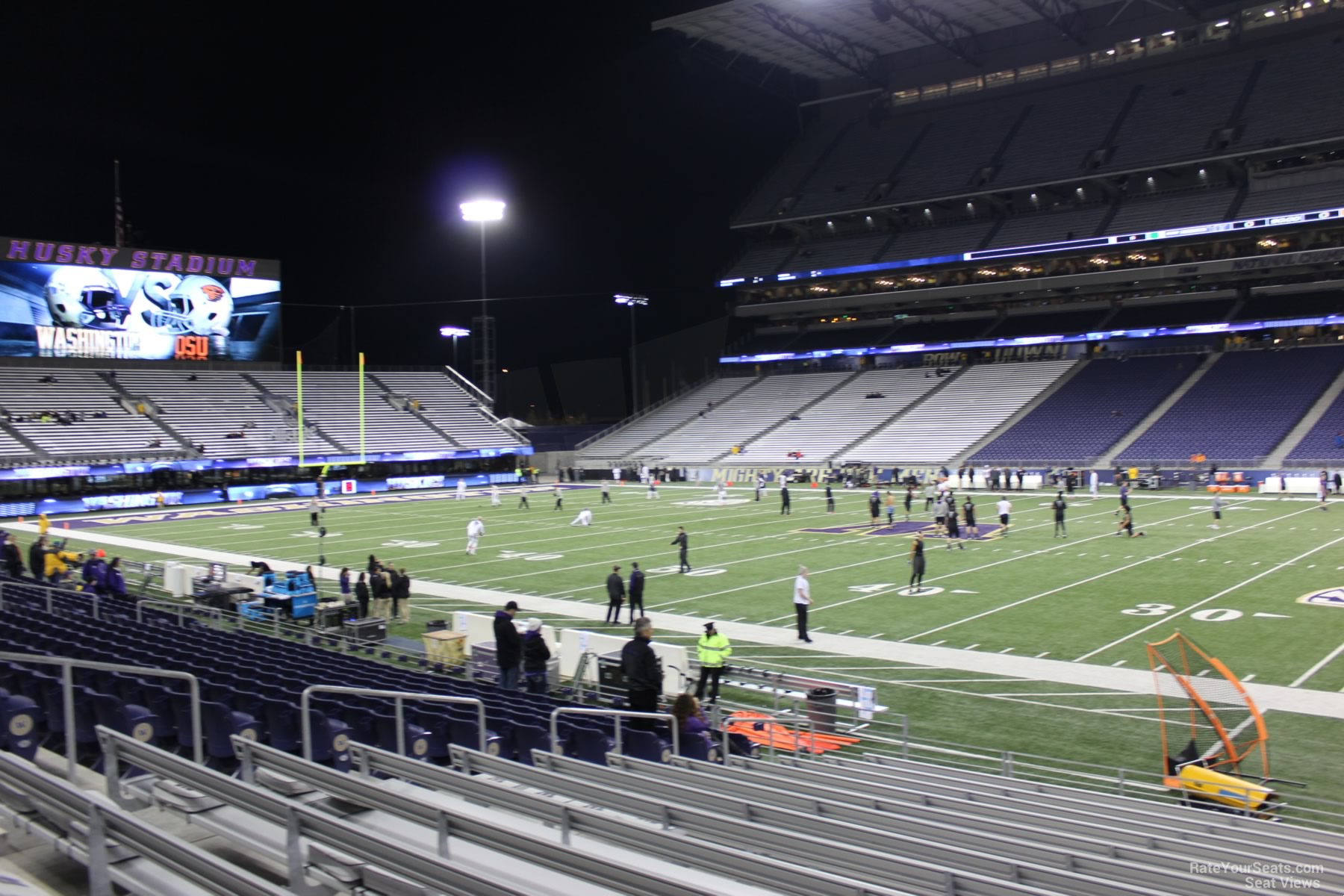 section 127, row 15 seat view  - husky stadium