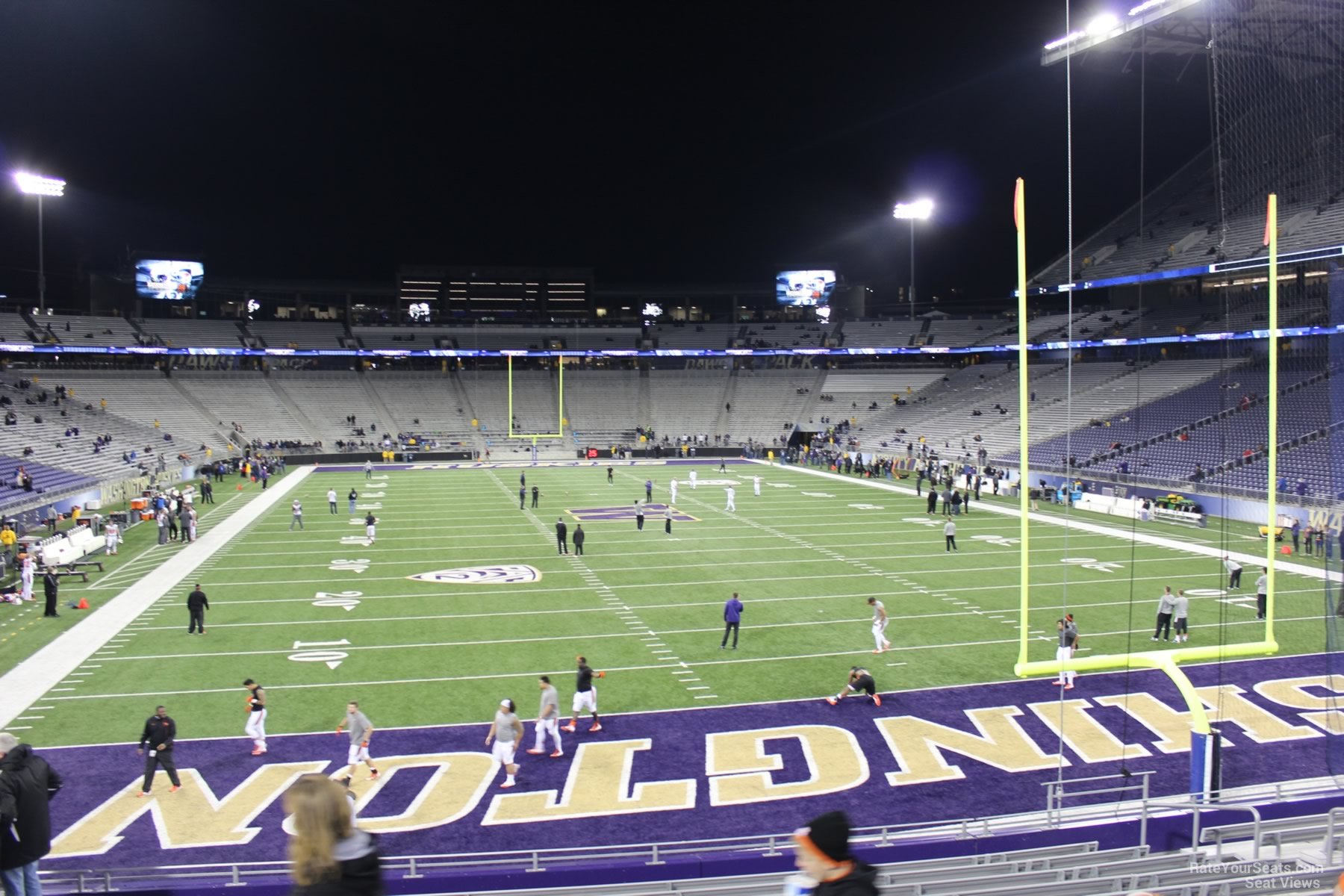 section 138, row 15 seat view  - husky stadium