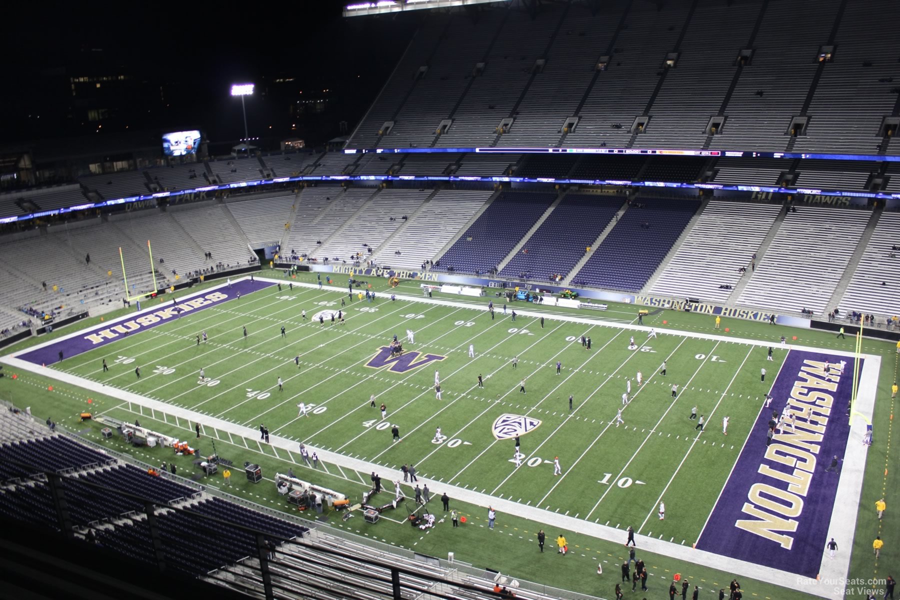 section 302, row 15 seat view  - husky stadium