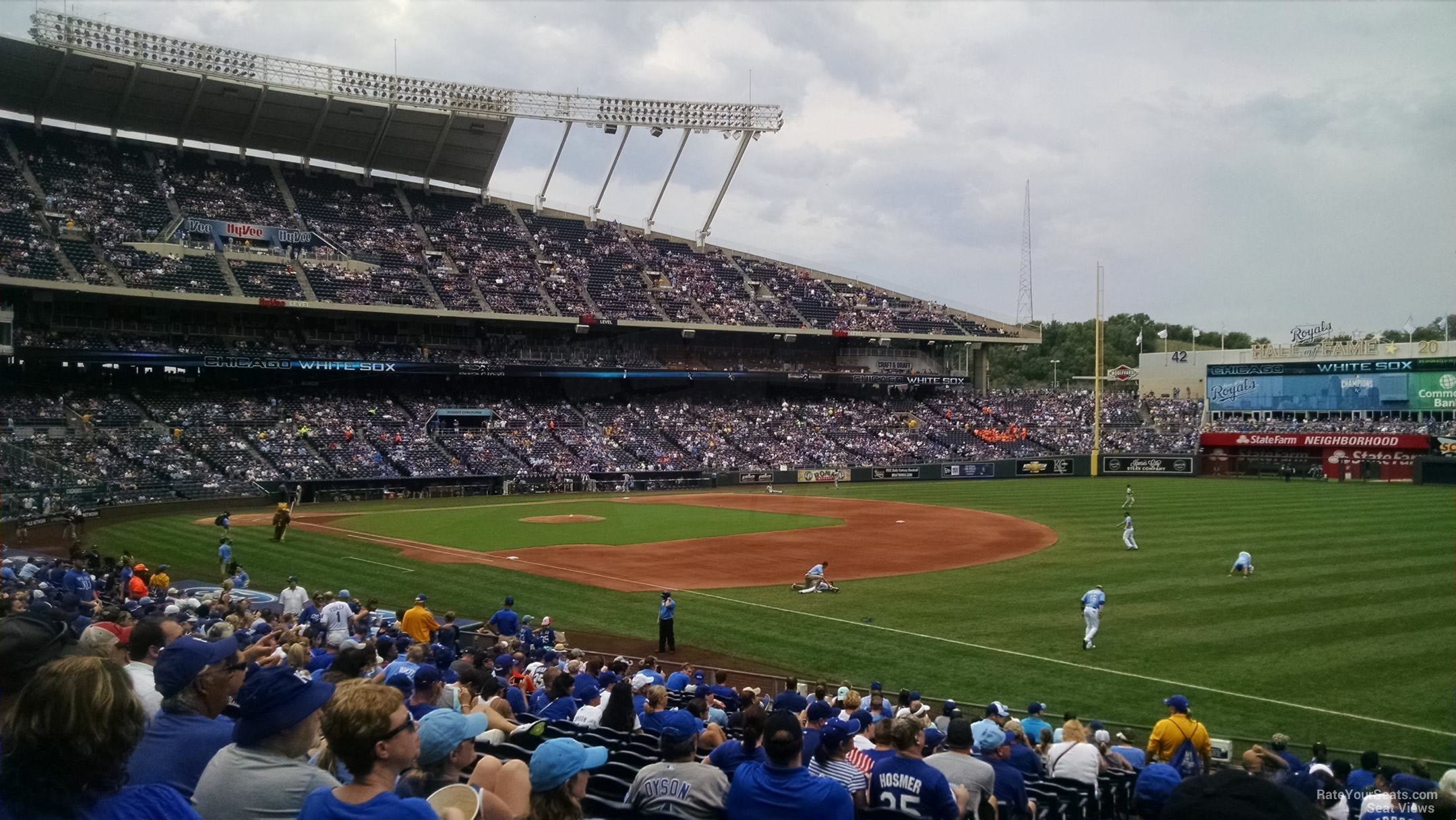 section 142, row v seat view  - kauffman stadium
