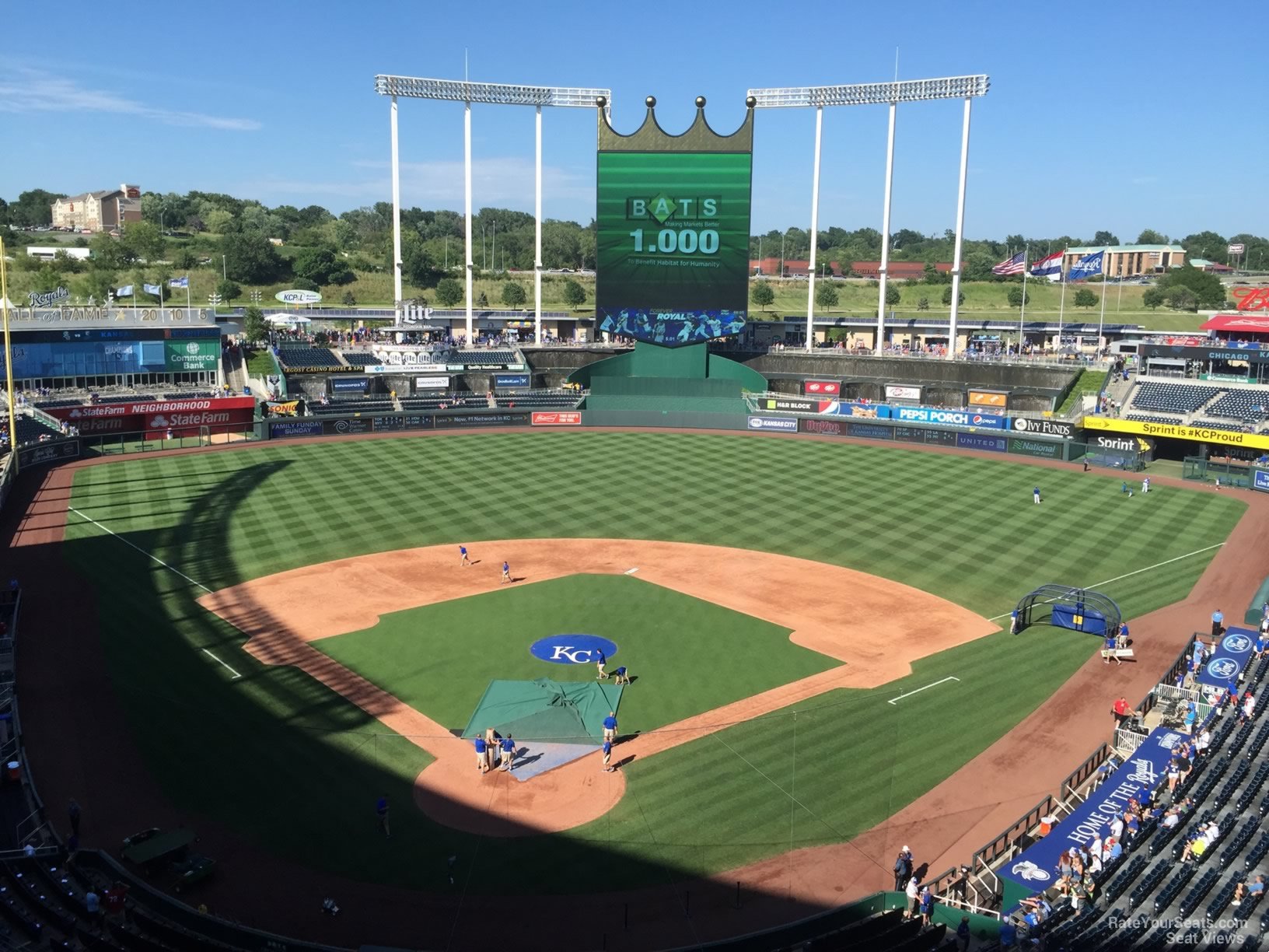 section 421, row h seat view  - kauffman stadium