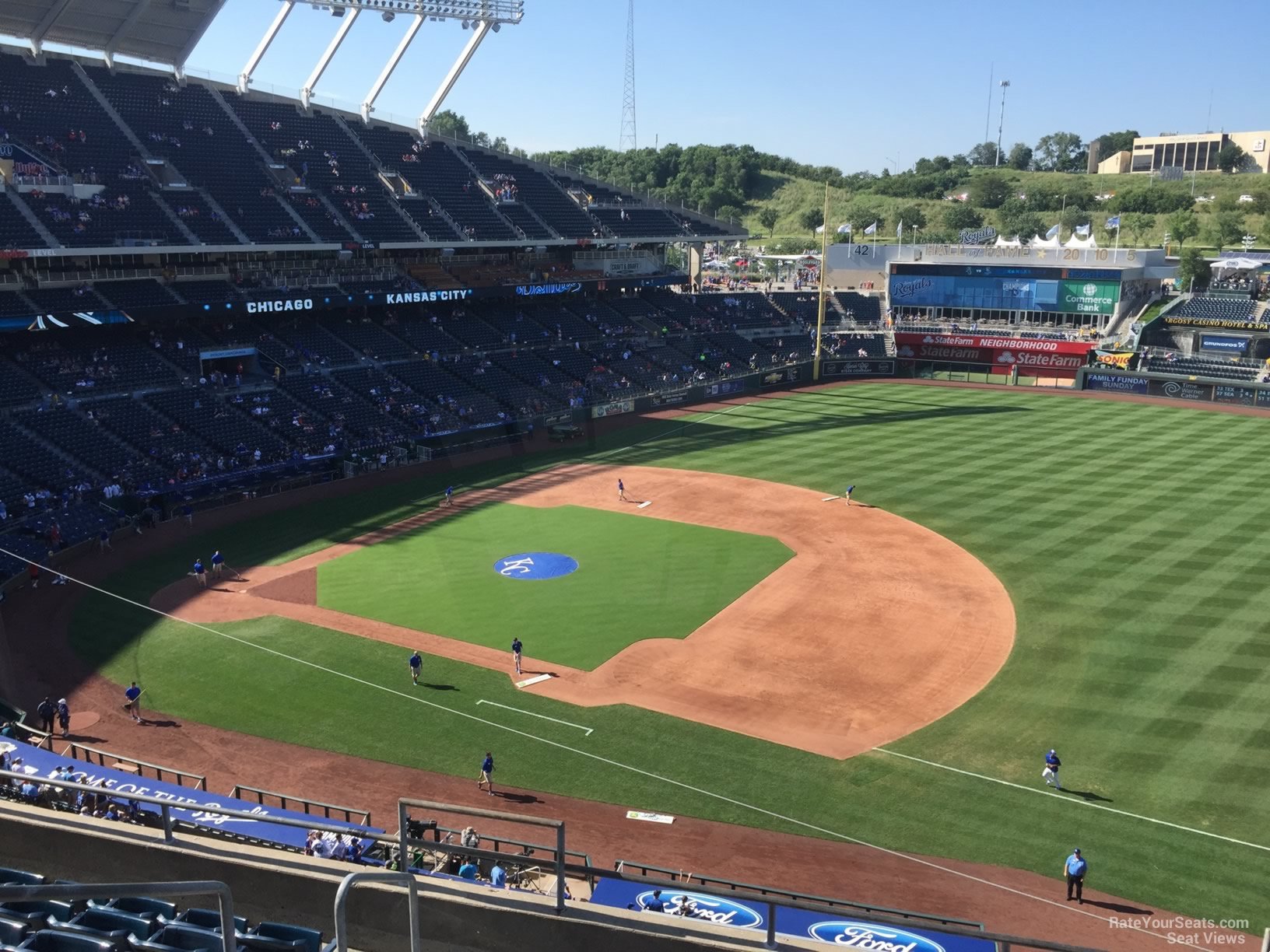 section 432, row h seat view  - kauffman stadium