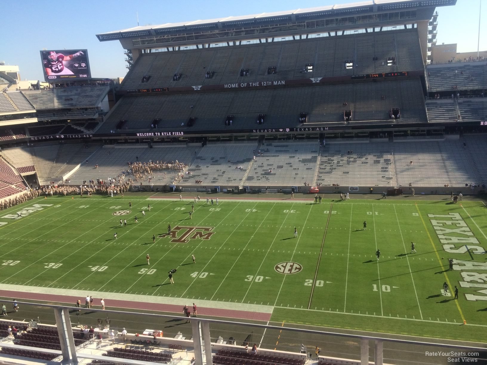 section 304, row 3 seat view  - kyle field