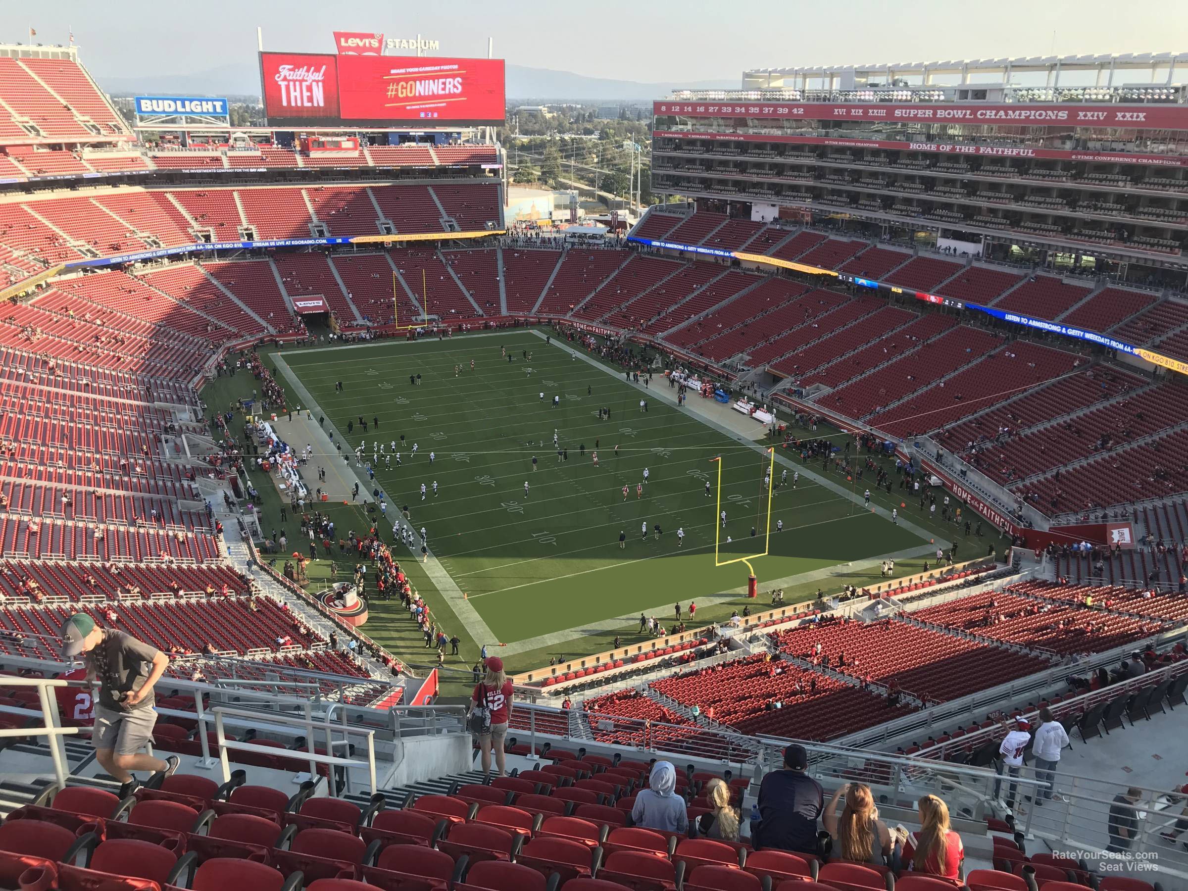 Section 401 at Levi's Stadium 