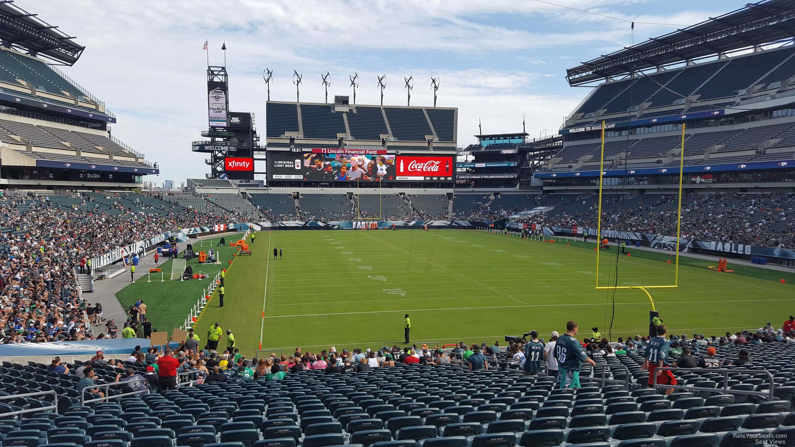 section 109, row 31 seat view  for football - lincoln financial field