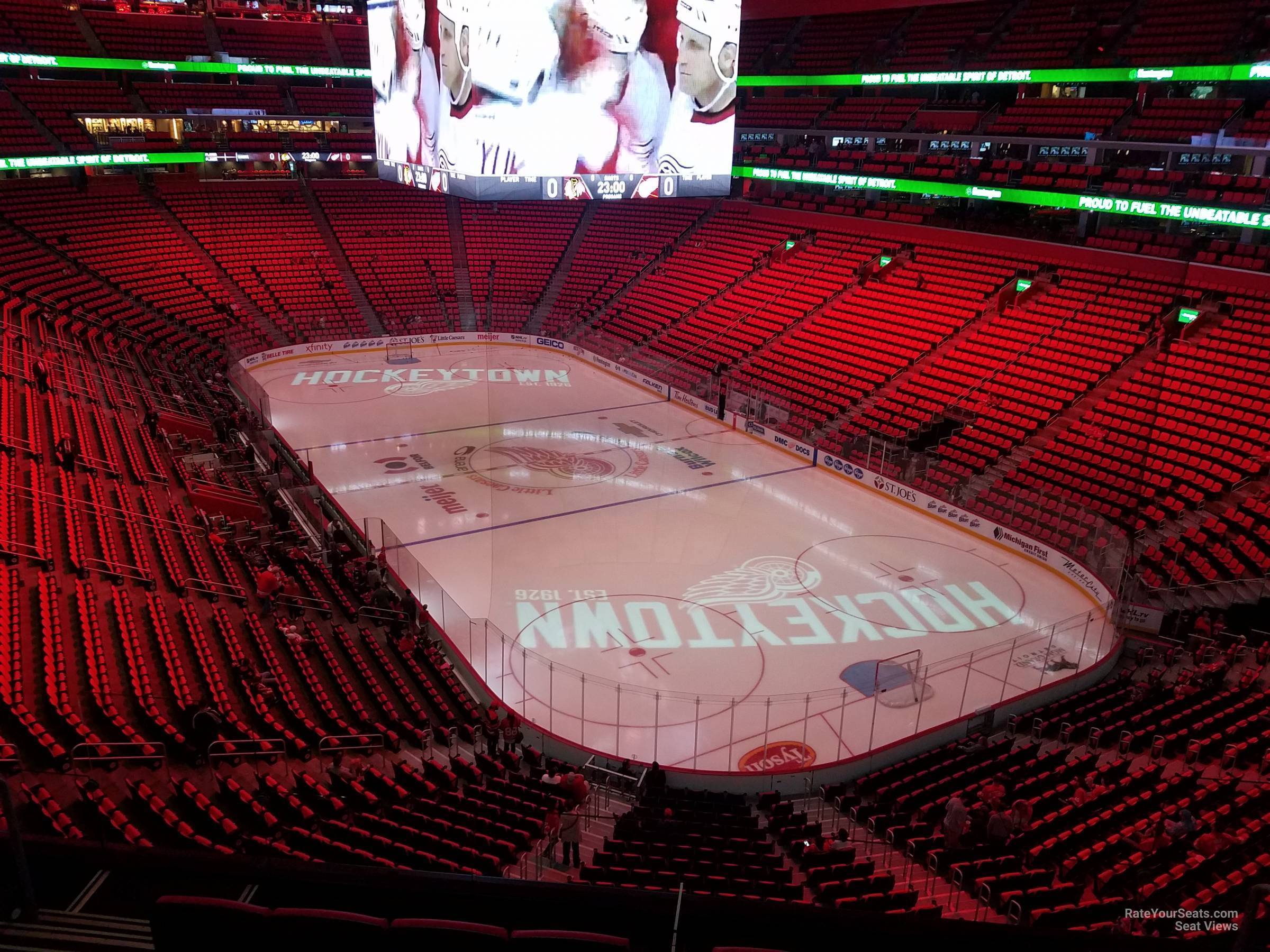 Mezzanine Little Caesars Arena - ryrntg9