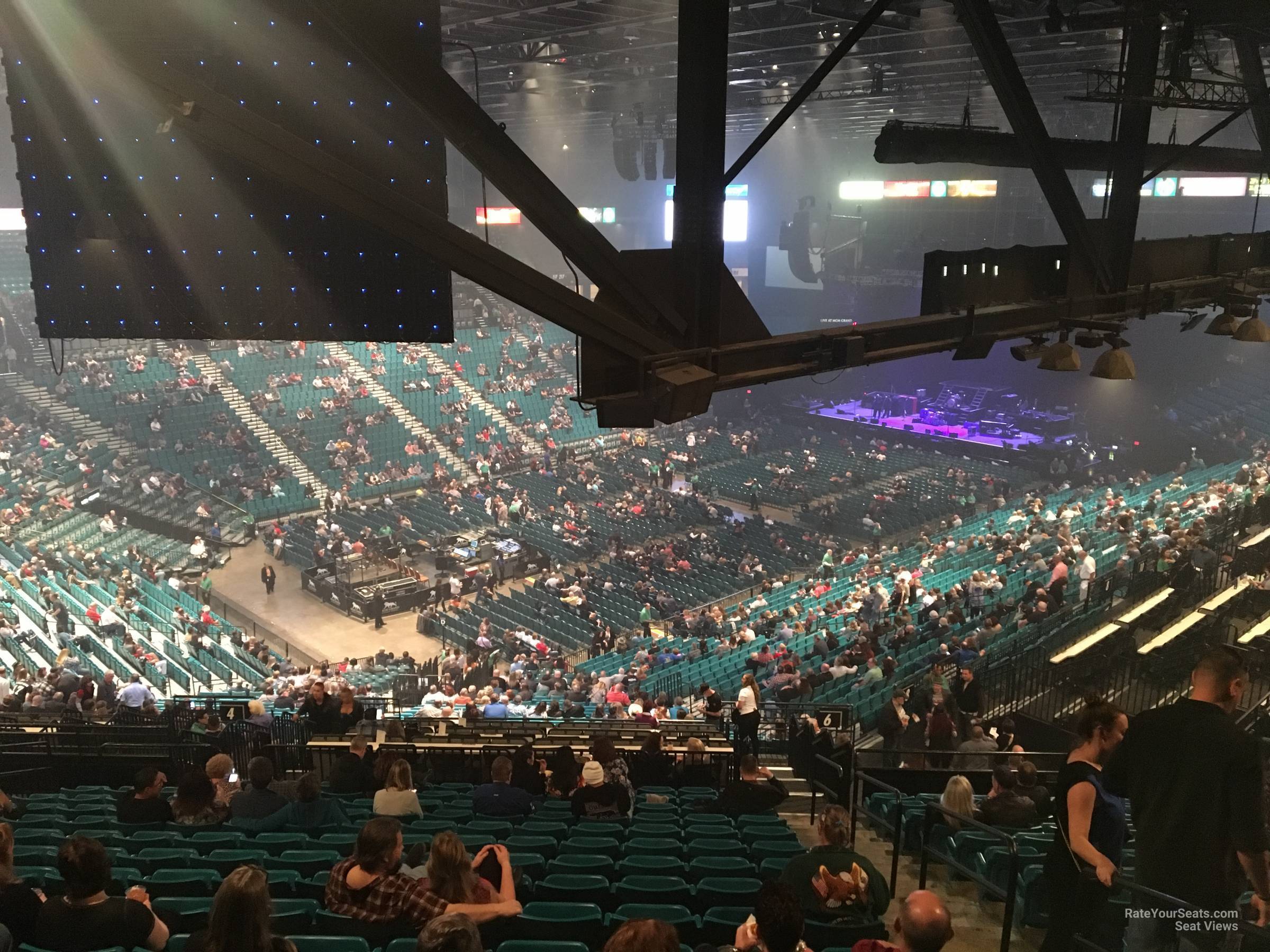 section 221, row r seat view for concert - mgm grand garden arena