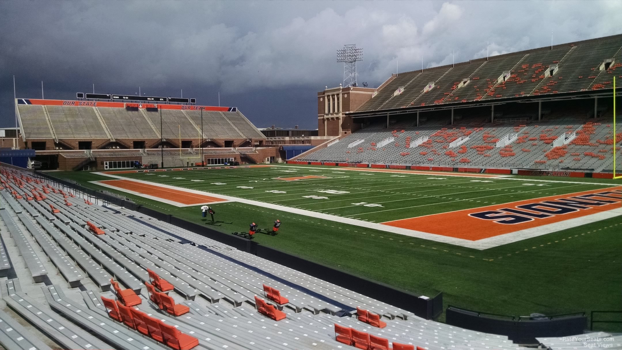 section 121, row 25 seat view  - memorial stadium (illinois)