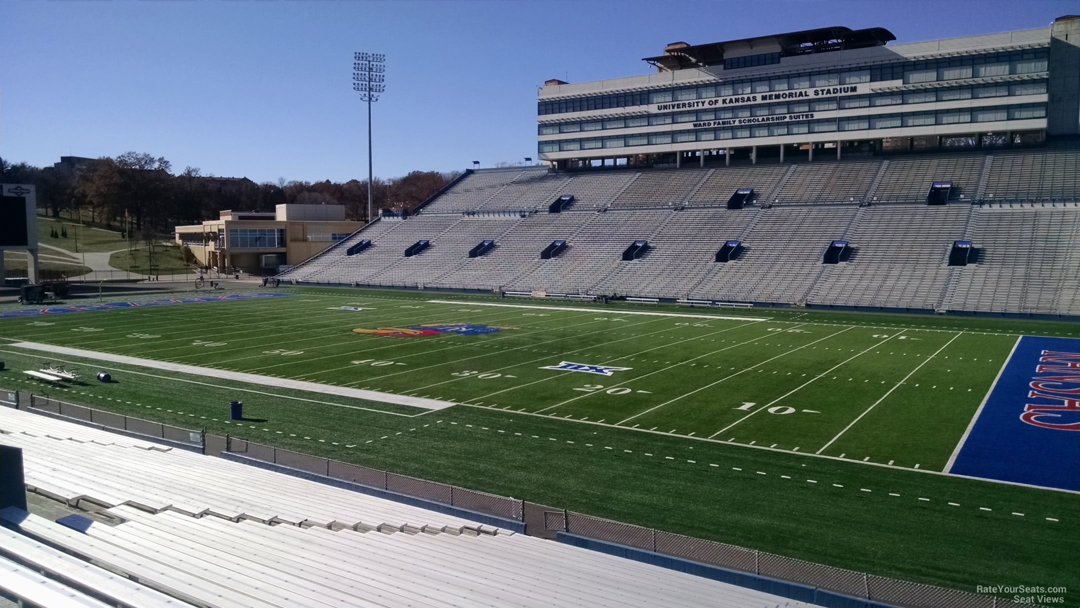 section 18, row 25 seat view  - memorial stadium (kansas)