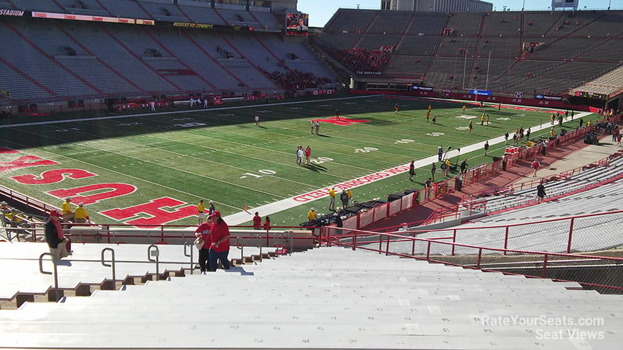 section 32, row 41 seat view  - memorial stadium (nebraska)