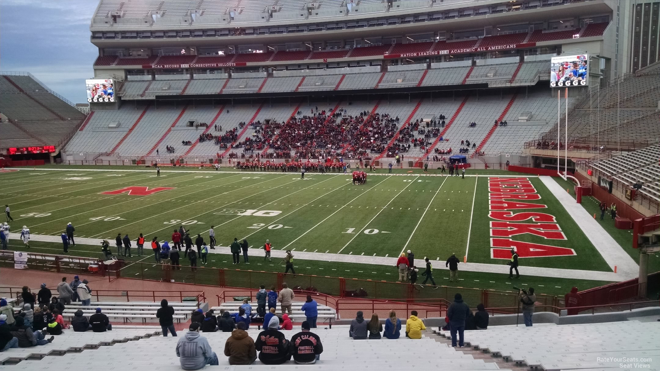 section 22, row 27 seat view  - memorial stadium (nebraska)