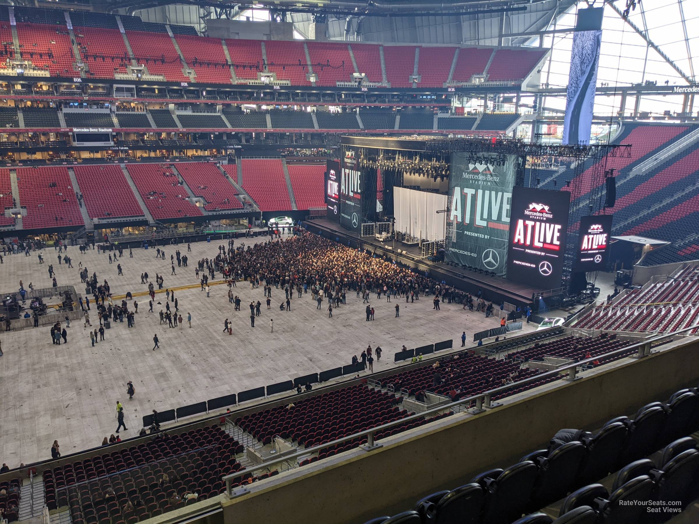 Club 212 At Mercedes Benz Stadium