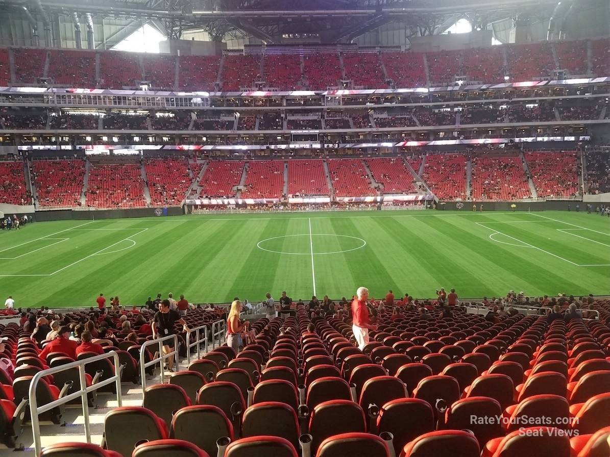 club 110, row 33 seat view  for soccer - mercedes-benz stadium