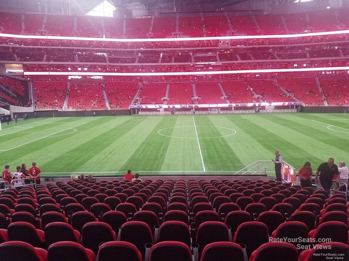 club 129, row 18 seat view  for soccer - mercedes-benz stadium