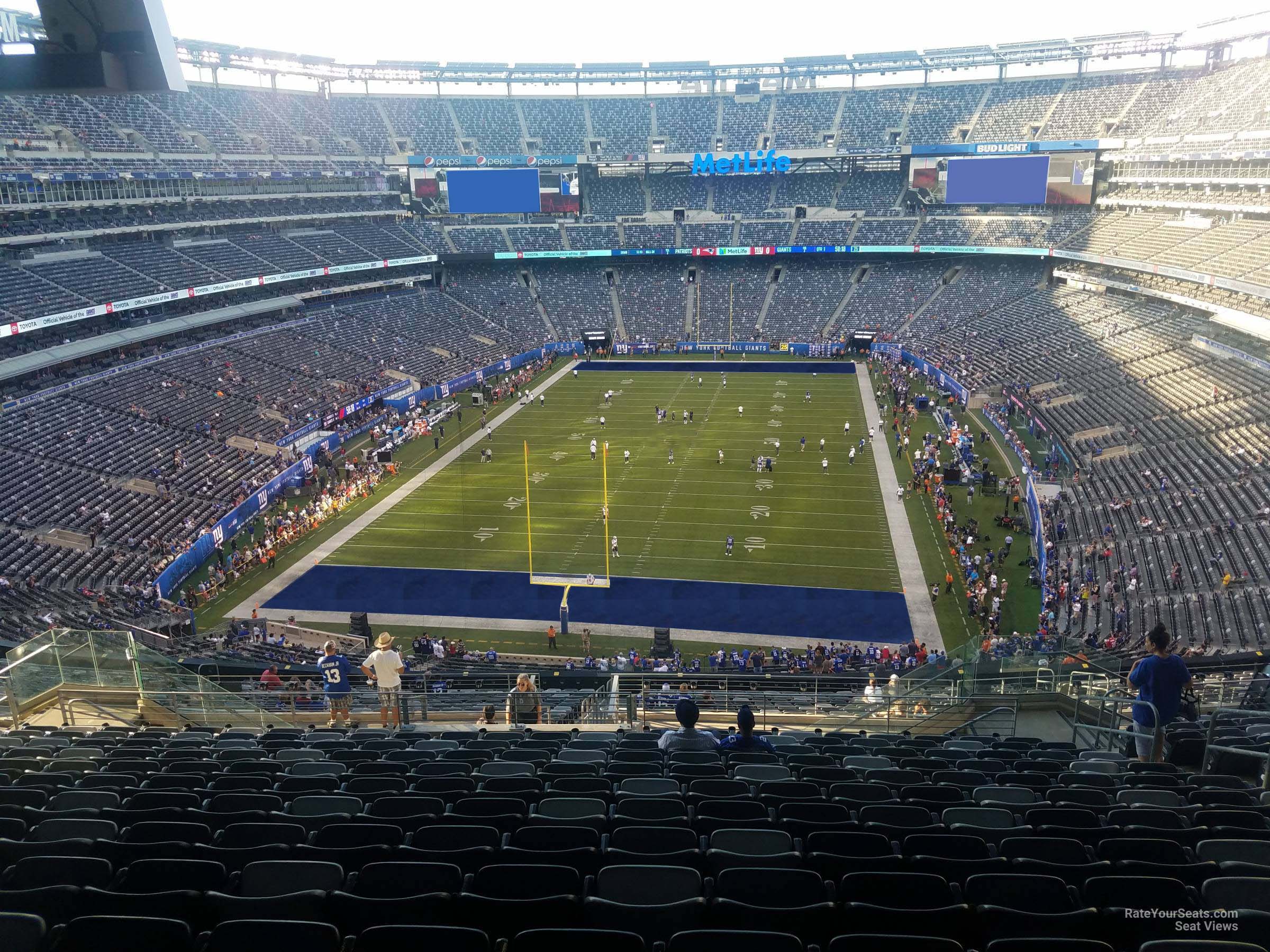 section 225b, row 16 seat view  for football - metlife stadium