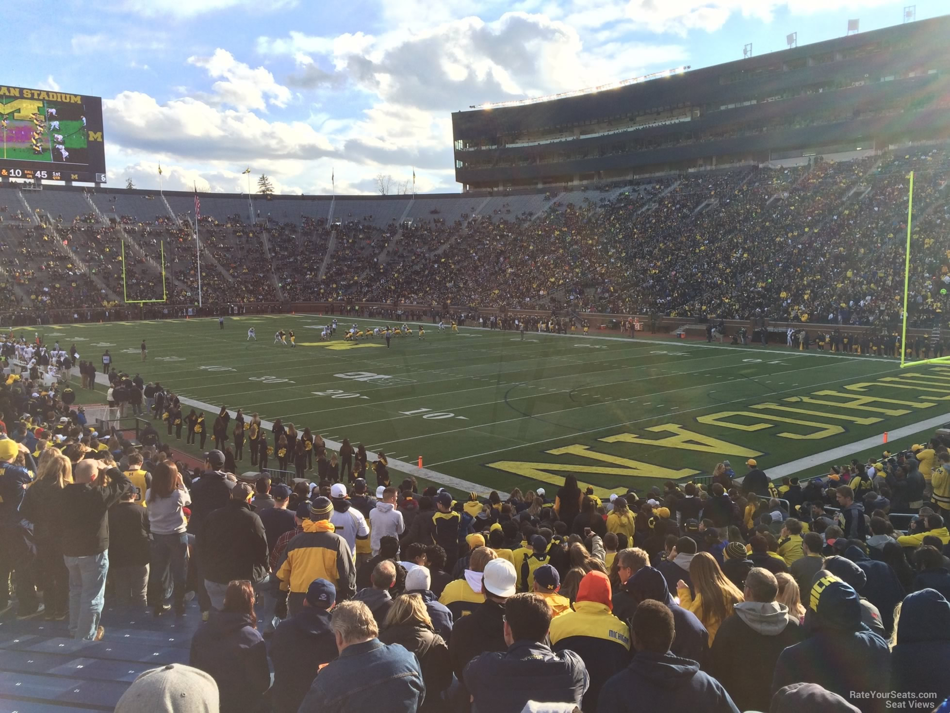 section 37r, row 30 seat view  - michigan stadium