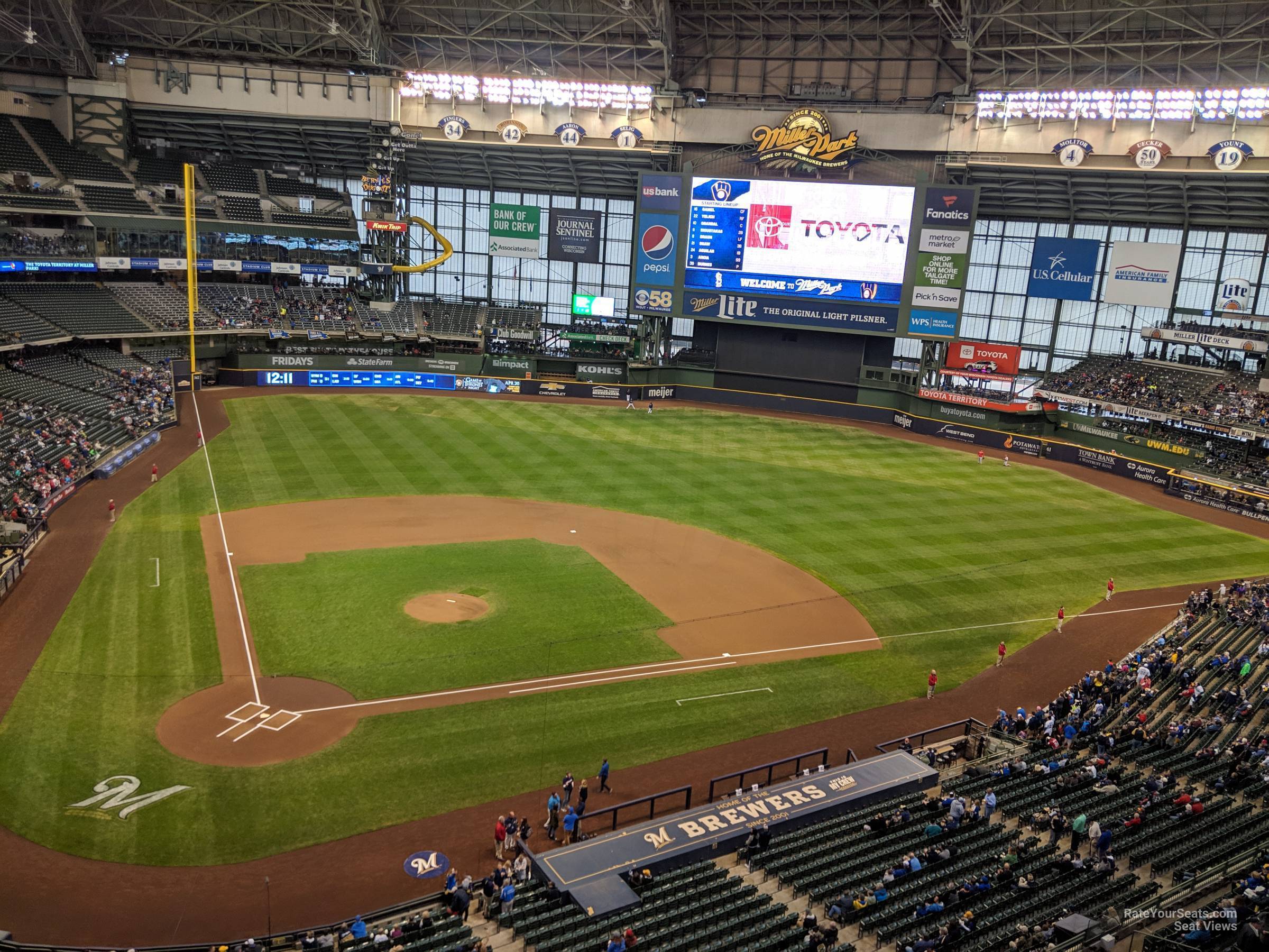 section 418, row 3 seat view  for baseball - american family field