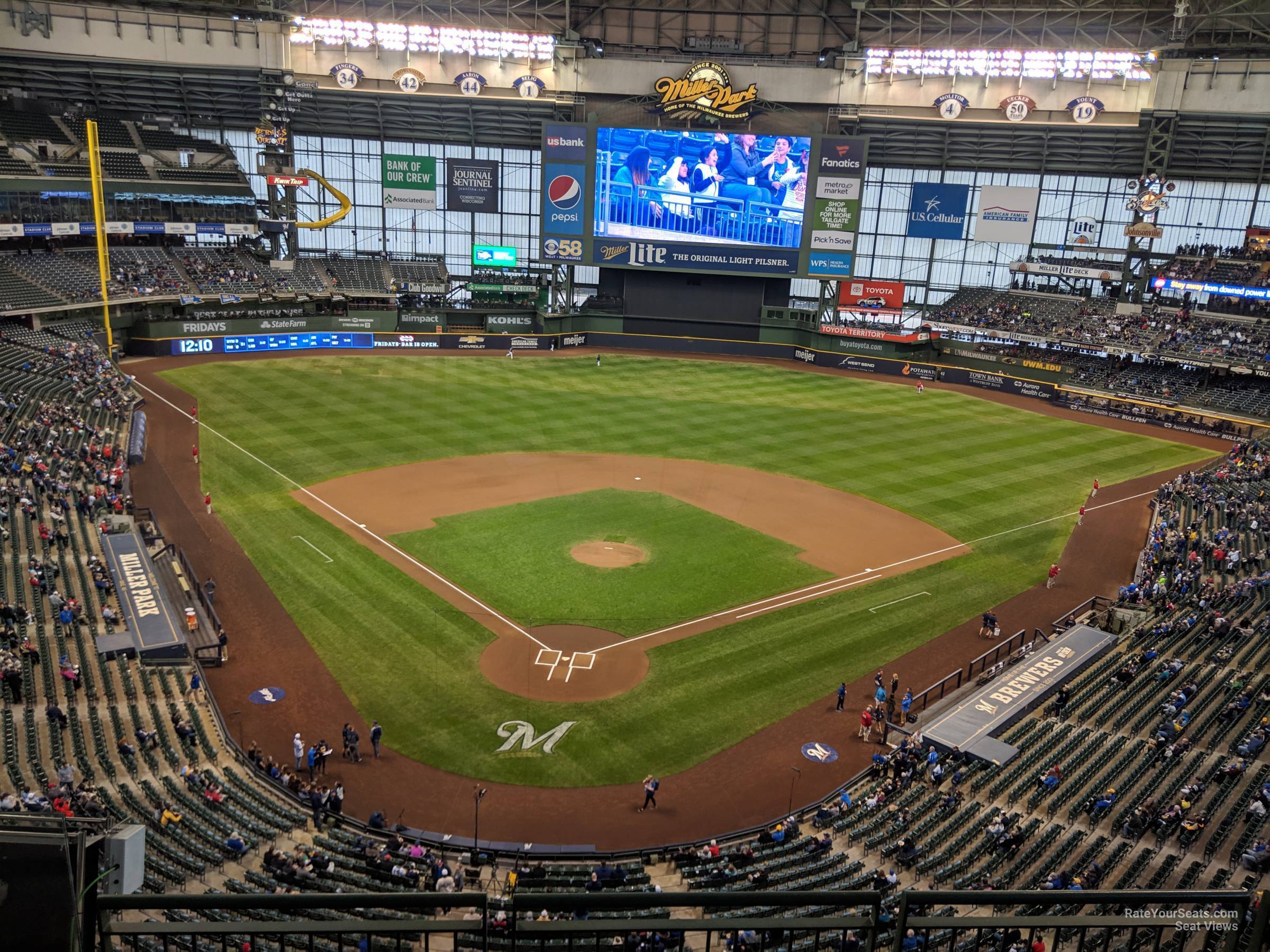 section 421, row 3 seat view  for baseball - american family field