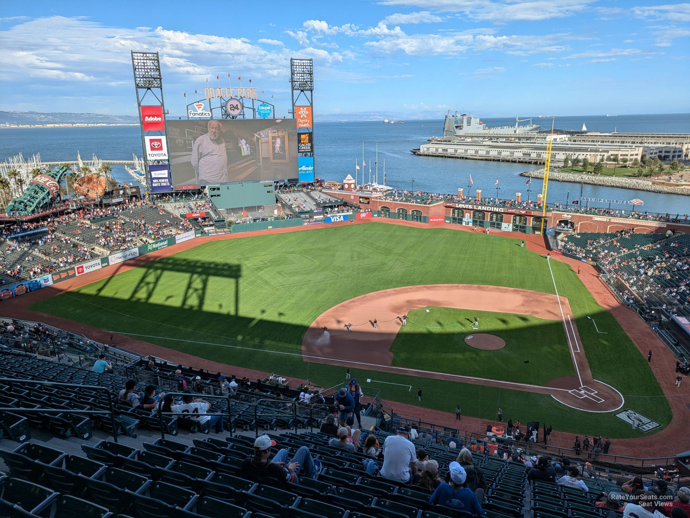 Section 321 at Oracle Park - RateYourSeats.com