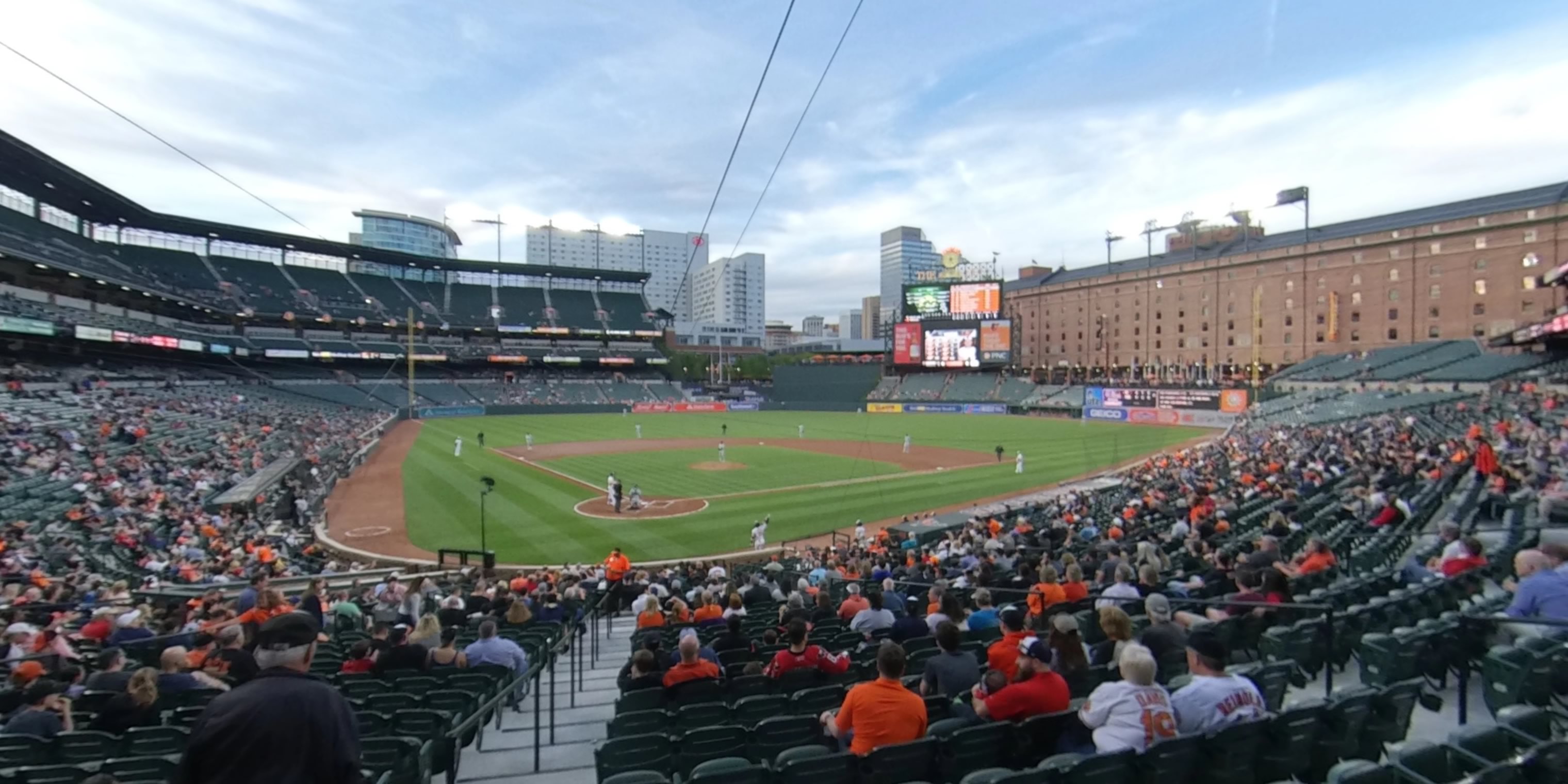 Camden Yards Section 66 - qx1f1qr