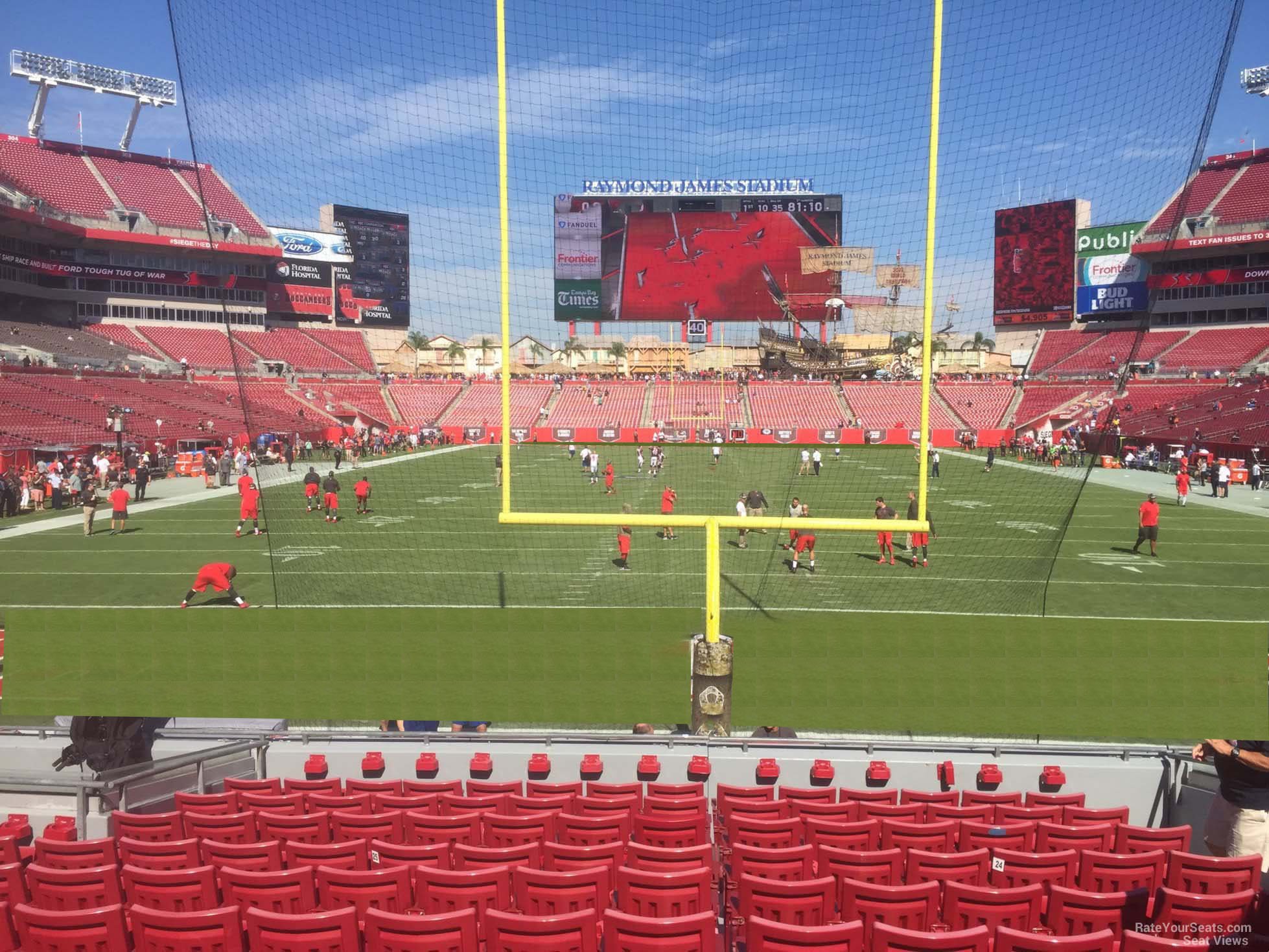 section 123, row m seat view  for football - raymond james stadium