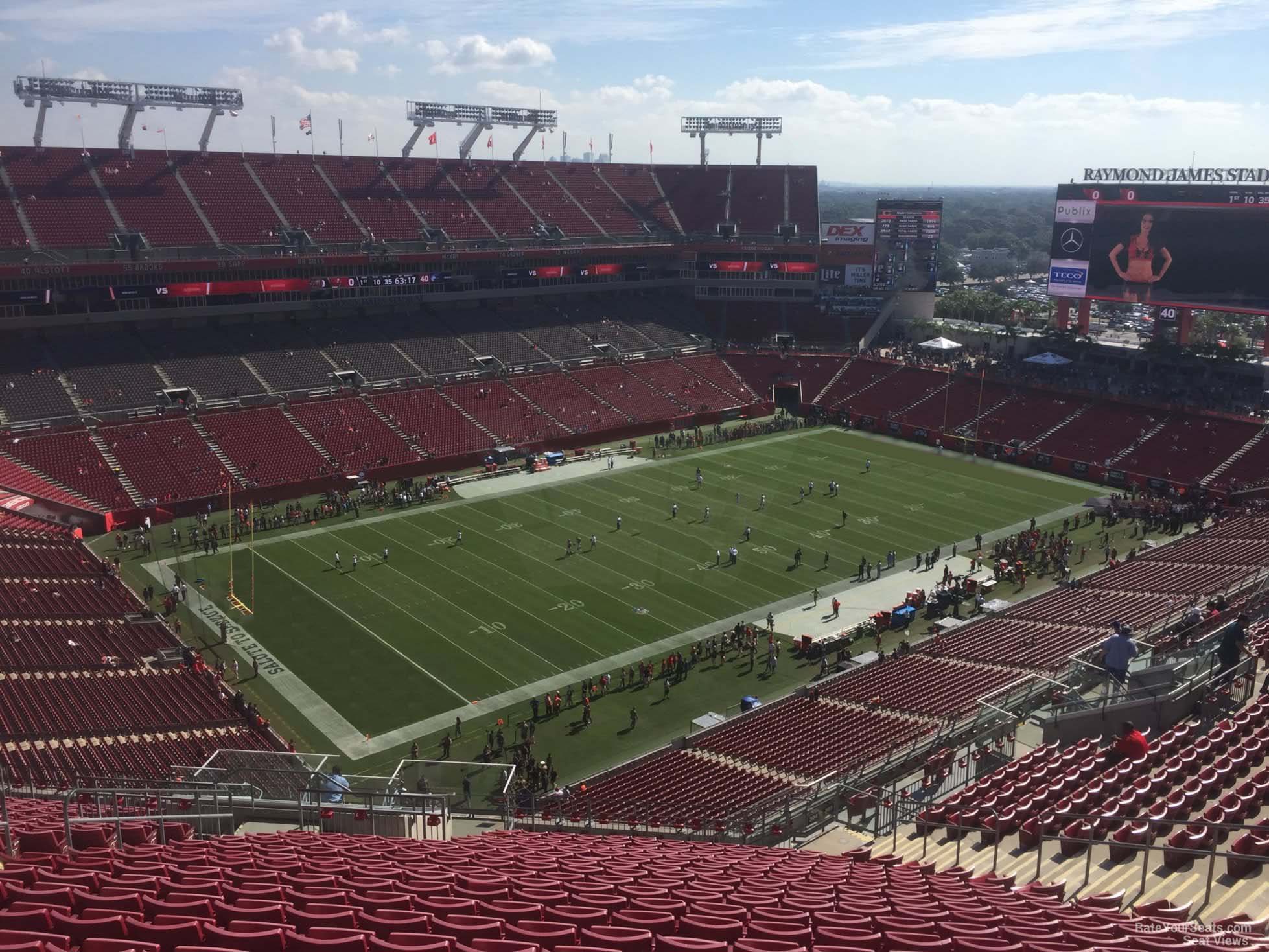 section 304, row x seat view for football - raymond james stadium