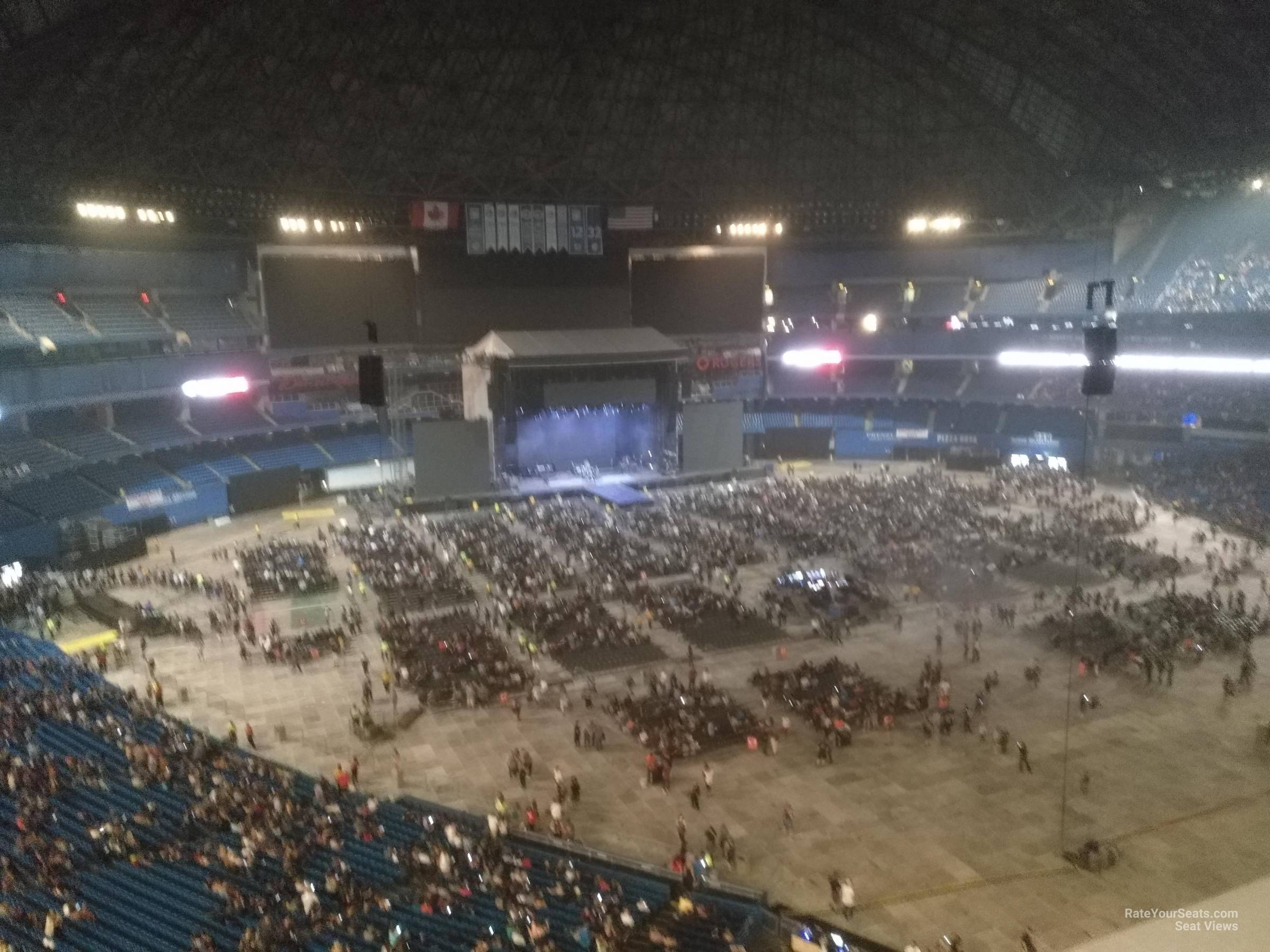 section 528, row 5 seat view  for concert - rogers centre