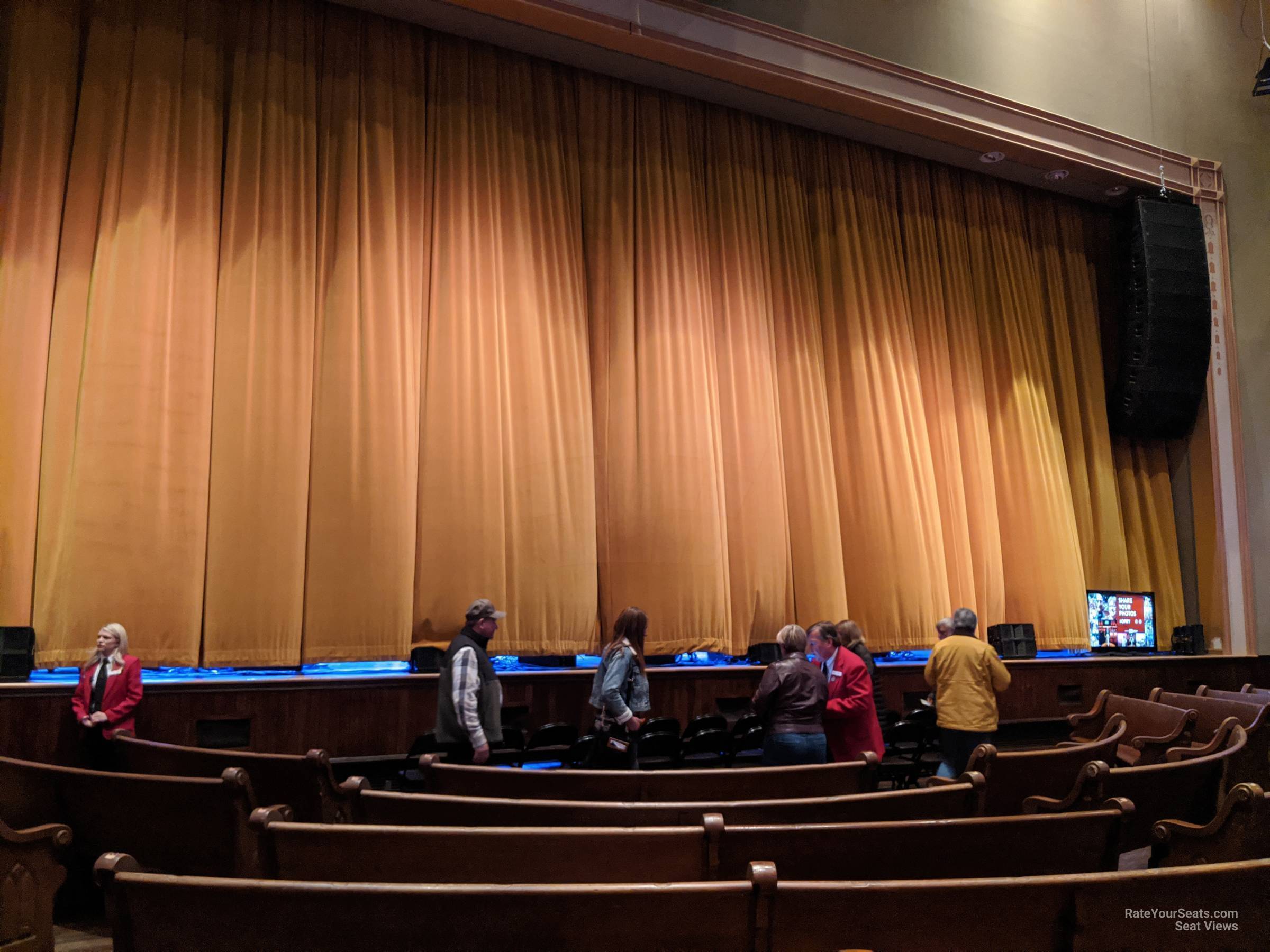 section 5, row k seat view  - ryman auditorium