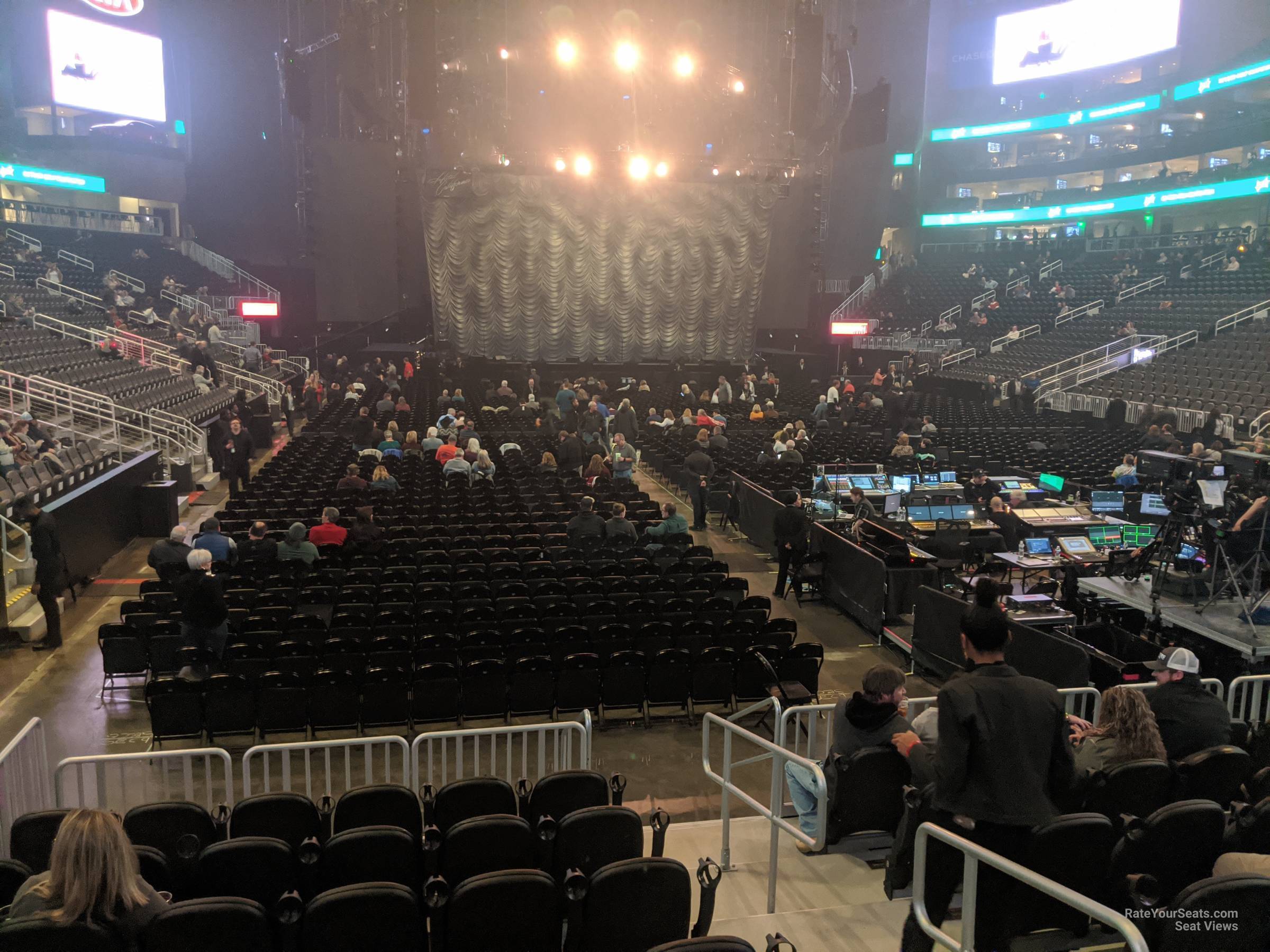 State Farm Arena Section 115L Concert Seating - RateYourSeats.com