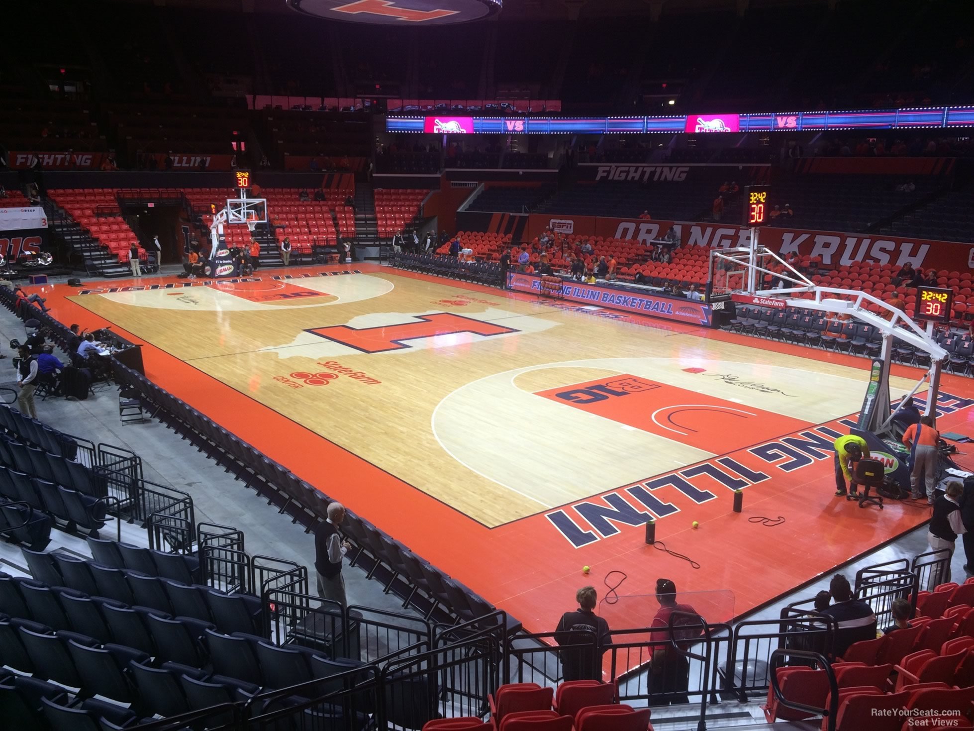 section 118, row 10 seat view  - state farm center