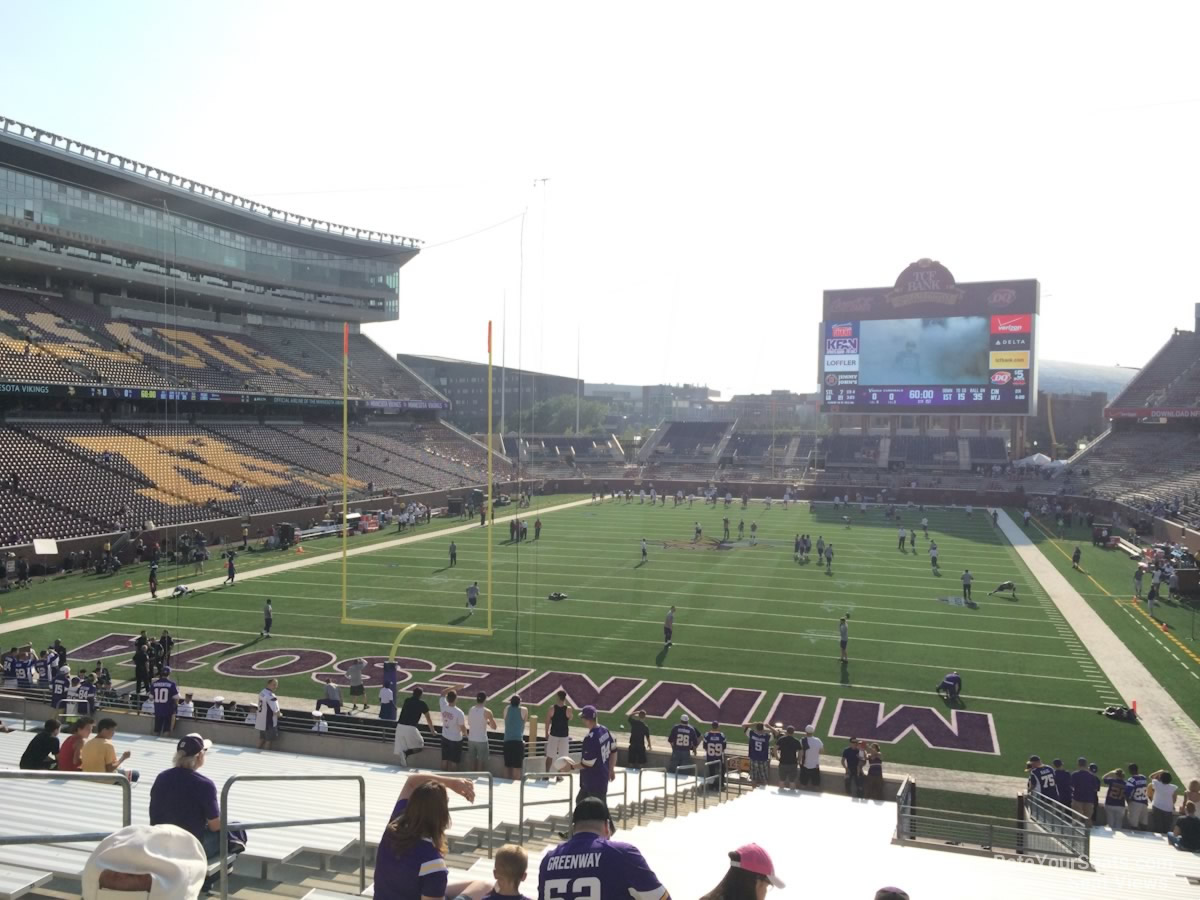 section 123, row 30 seat view  - huntington bank stadium