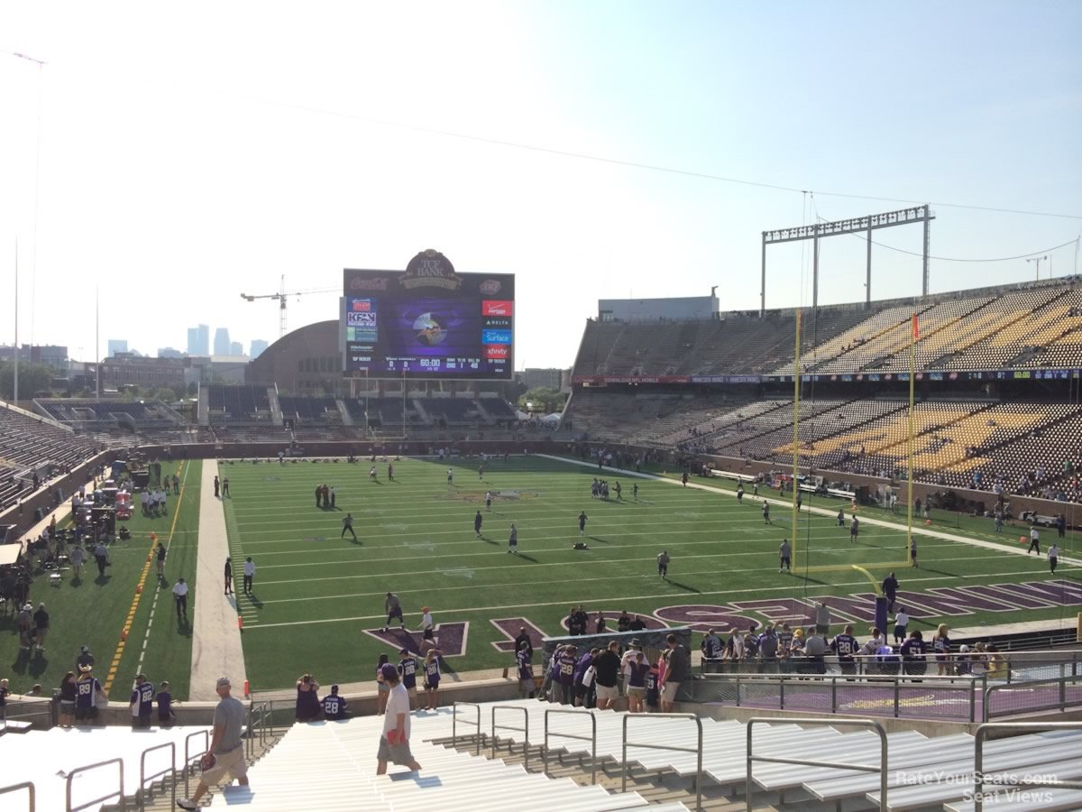 section 127, row 30 seat view  - huntington bank stadium