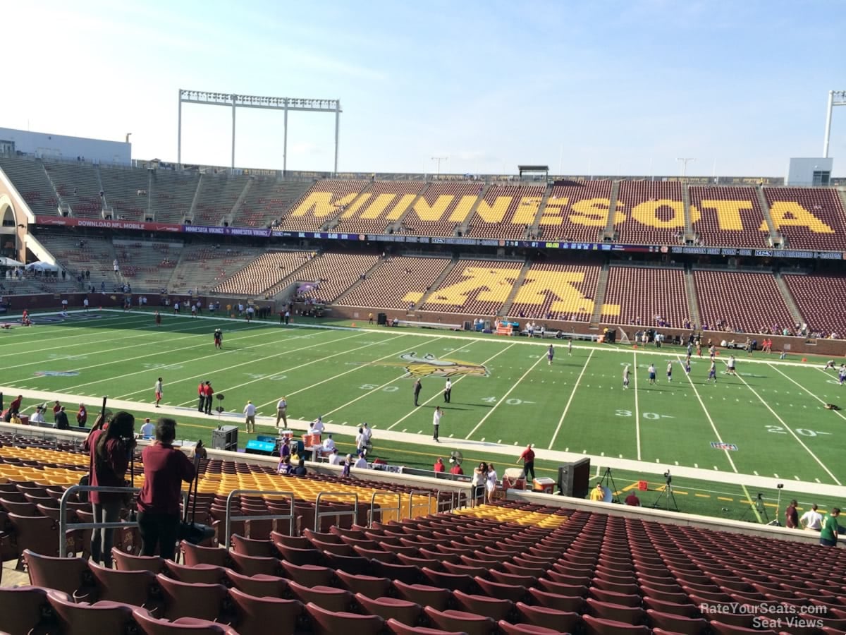 section 139, row 30 seat view  for football - huntington bank stadium