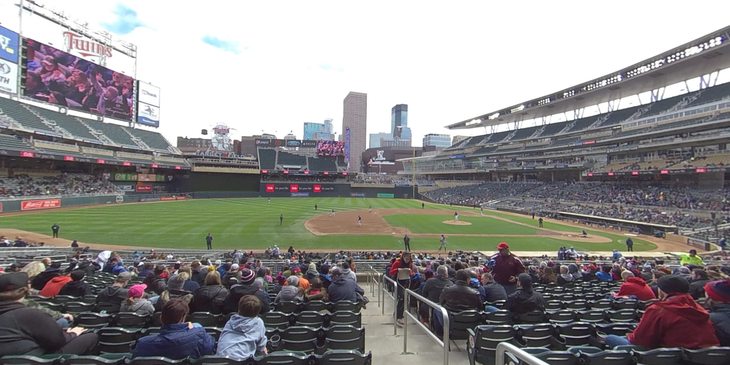 Section 121 At Target Field