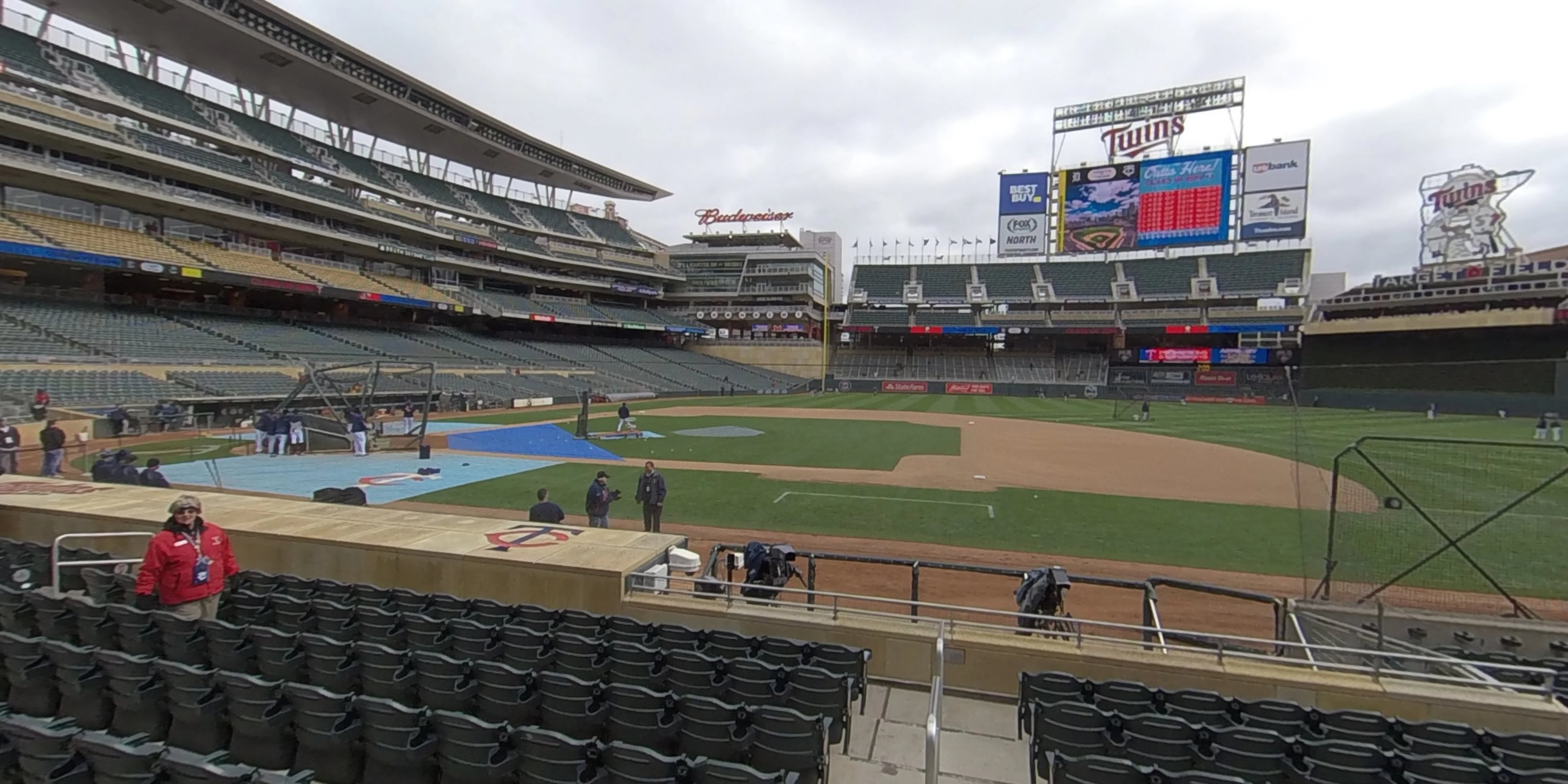 section 3 panoramic seat view  - target field