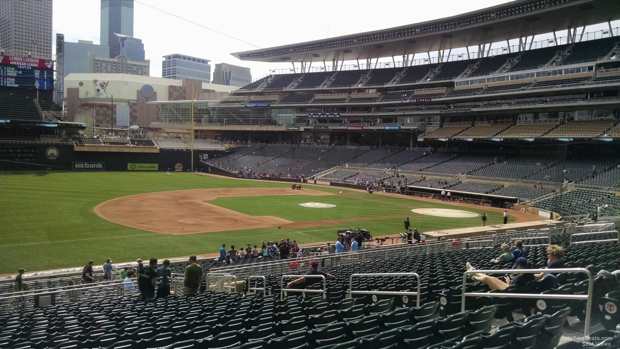 Target Field Section 122 - RateYourSeats.com