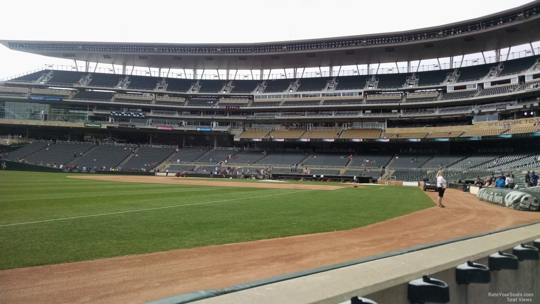 Target Field Section 125 - RateYourSeats.com