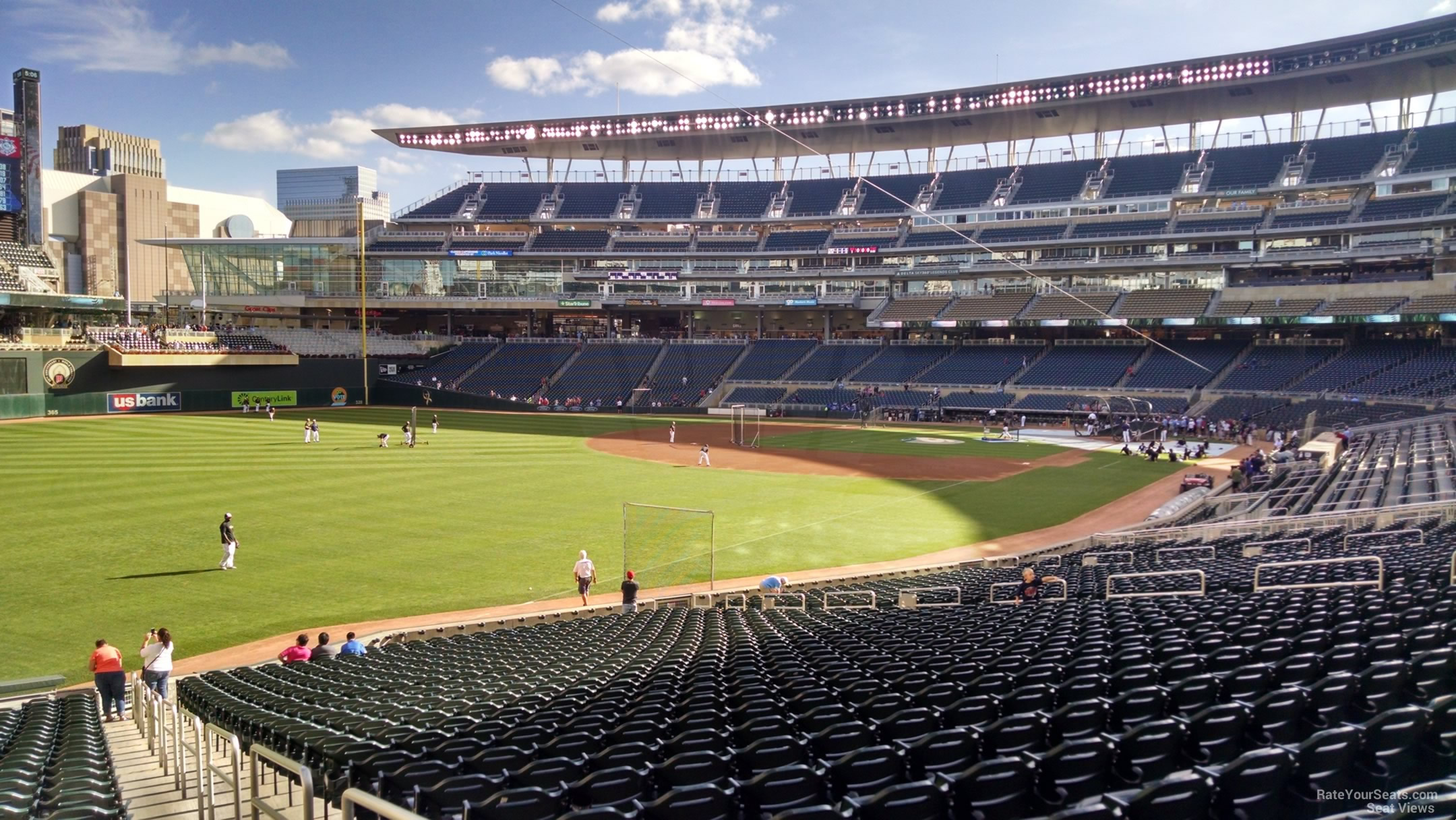 section 127, row 32 seat view for baseball - target field