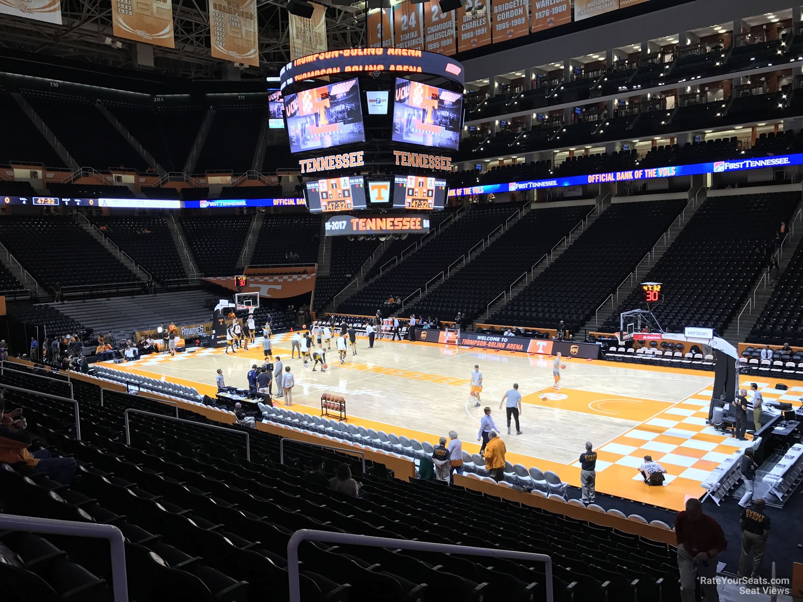section 118, row 17 seat view  - thompson-boling arena