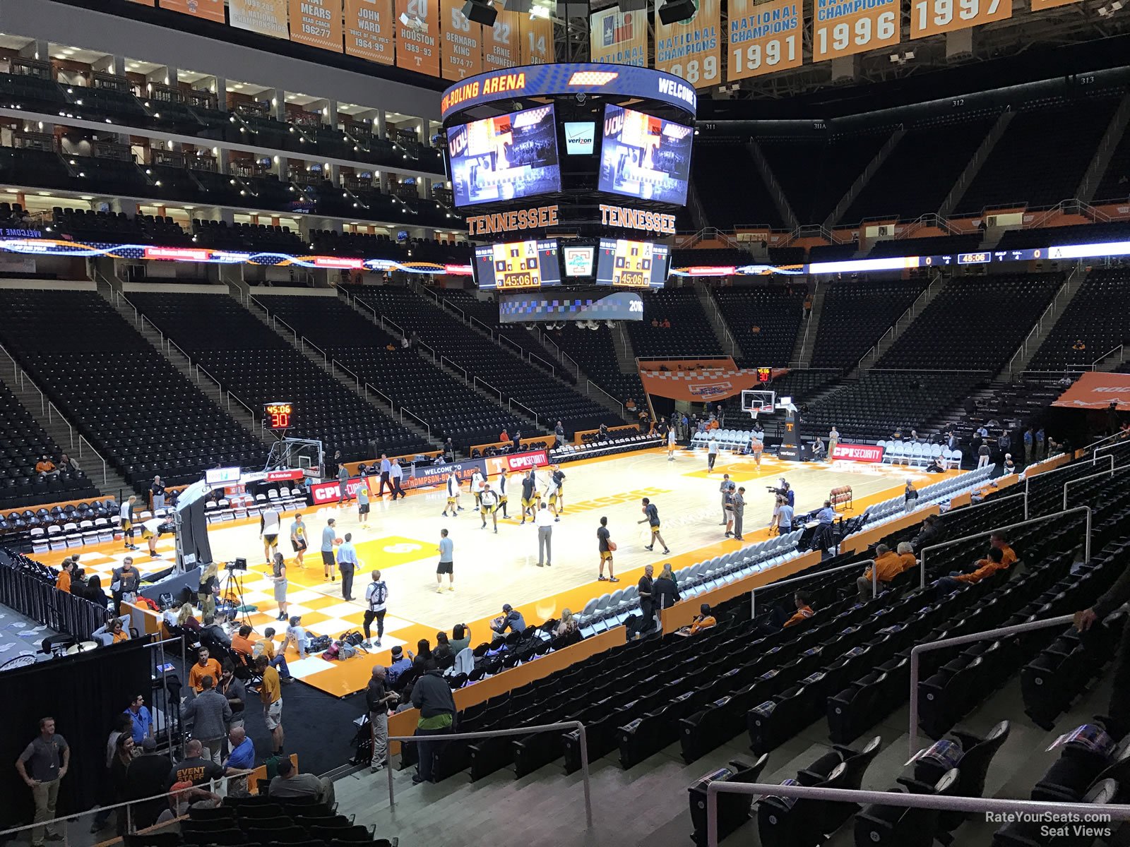 section 125, row 17 seat view  - thompson-boling arena
