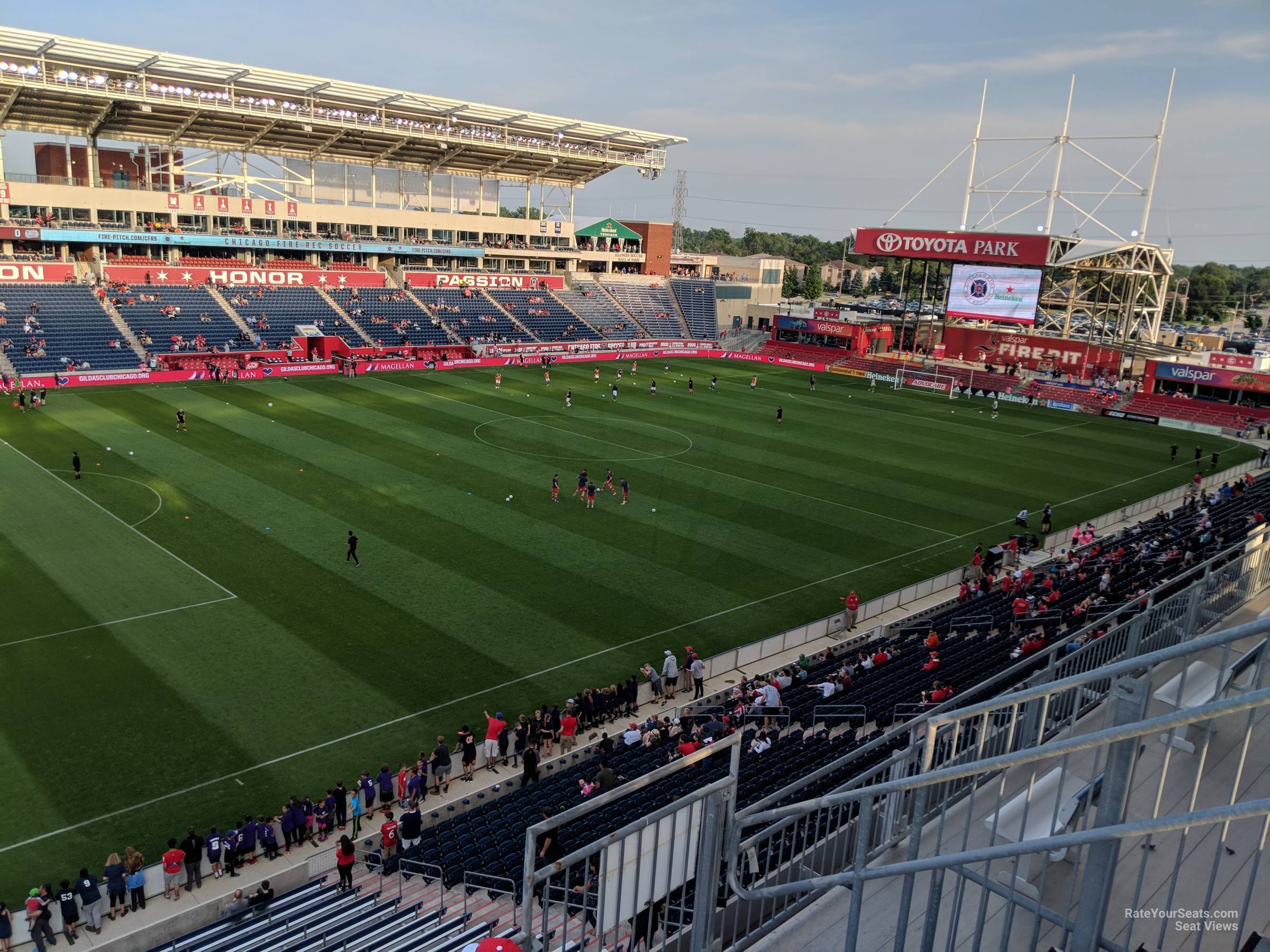 section 211, row 4 seat view  - seatgeek stadium