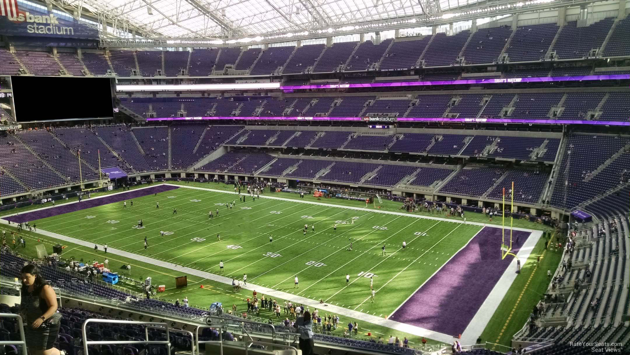 club purple vikings stadium