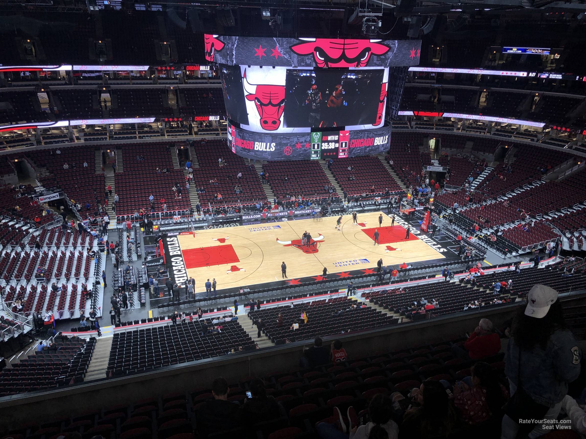 United Center Section 332 49 - 4wygupm